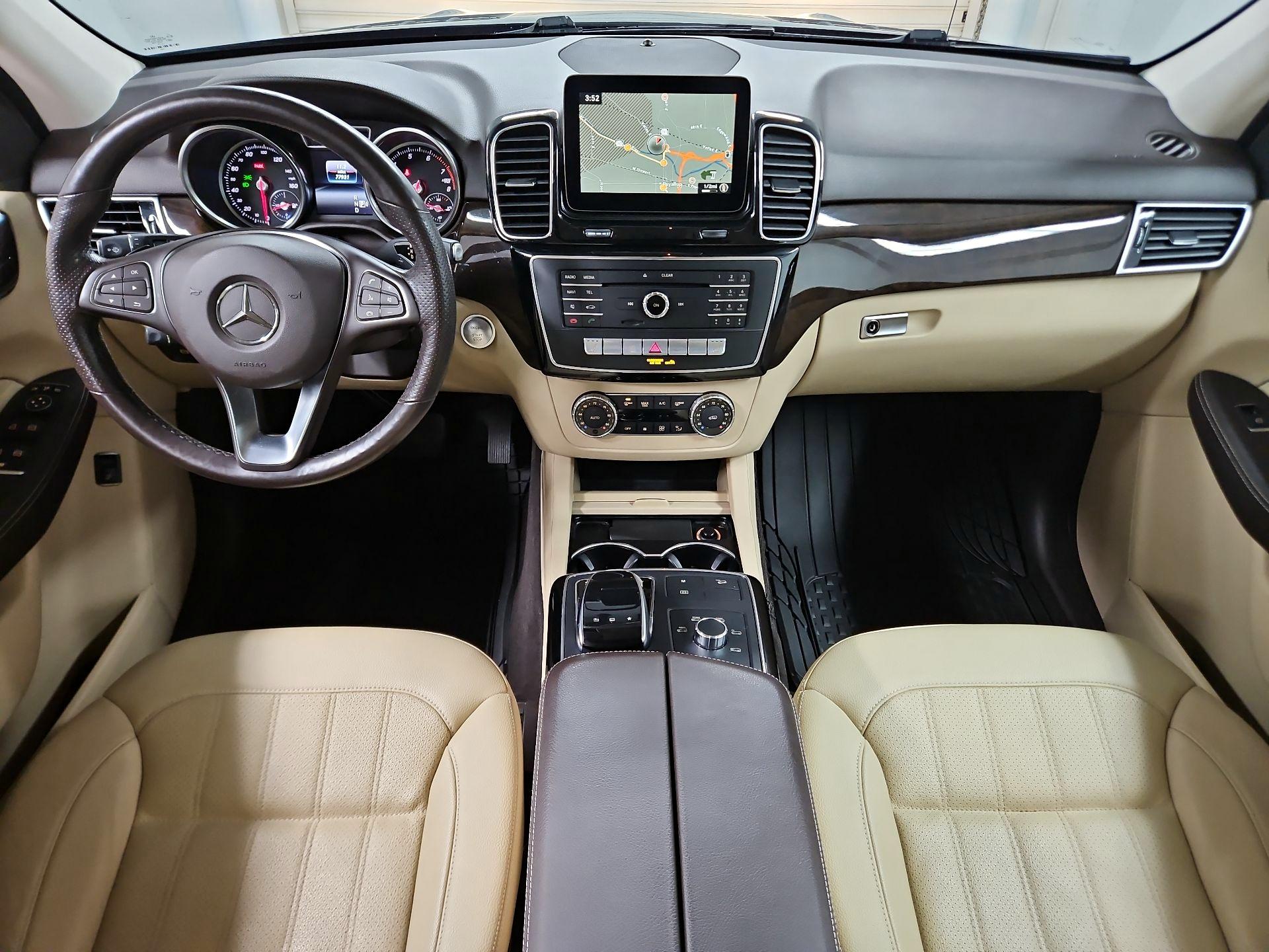 Thumbnail: 2016 Mercedes-Benz GLE - 9