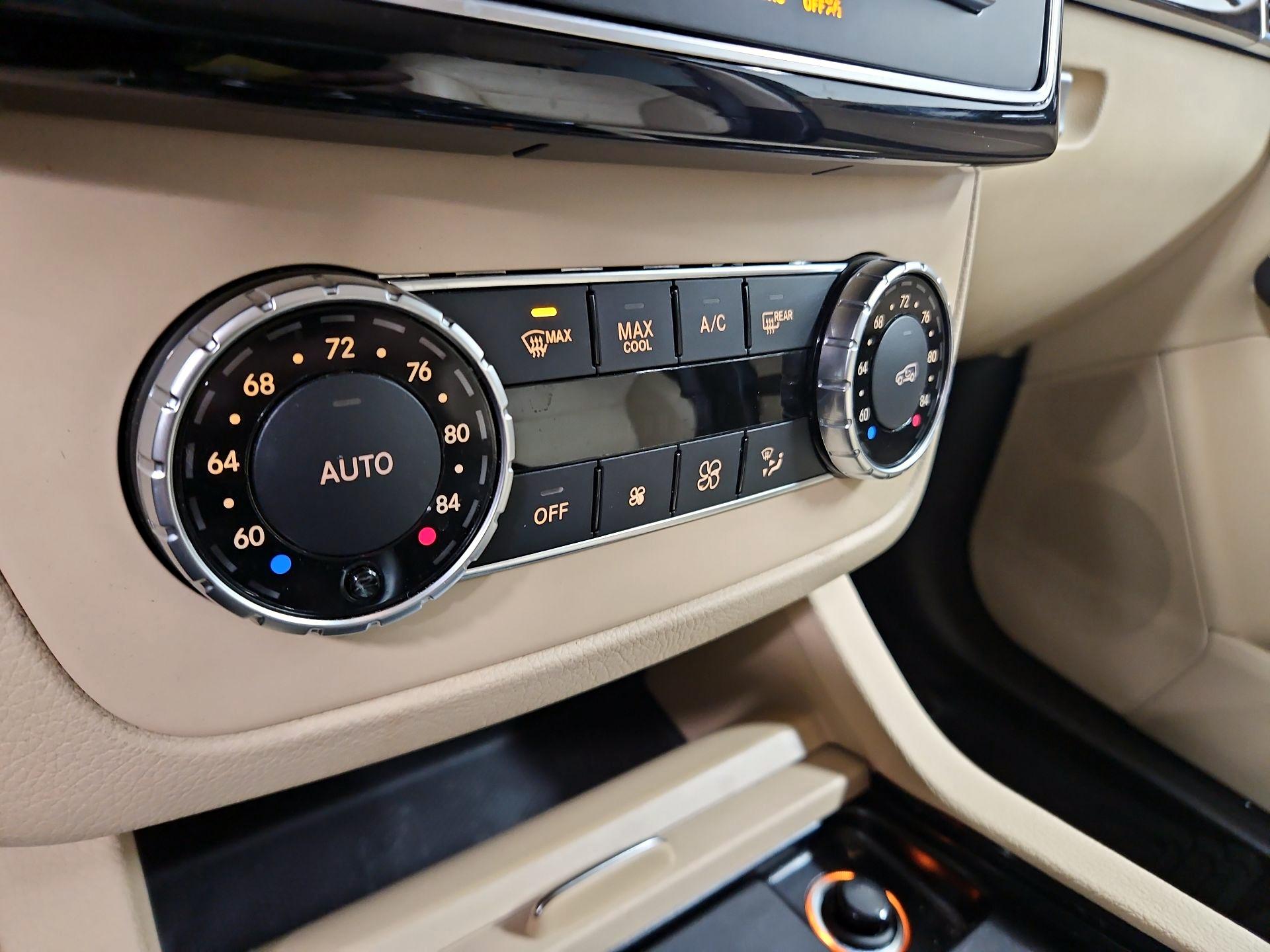 Thumbnail: 2016 Mercedes-Benz GLE - 17