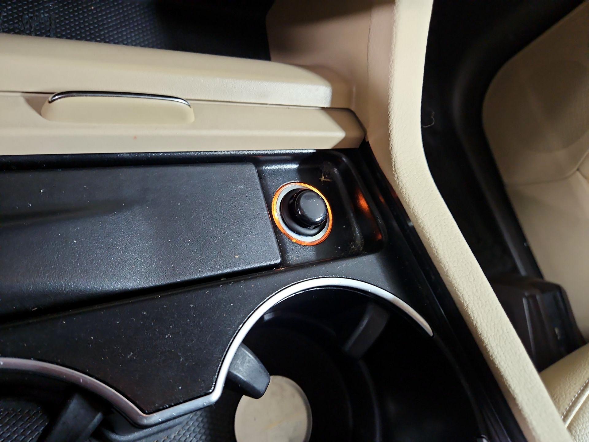 Thumbnail: 2016 Mercedes-Benz GLE - 19