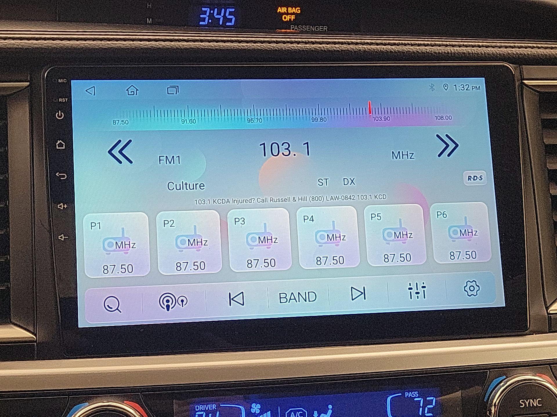 Thumbnail: 2015 Toyota Highlander - 16