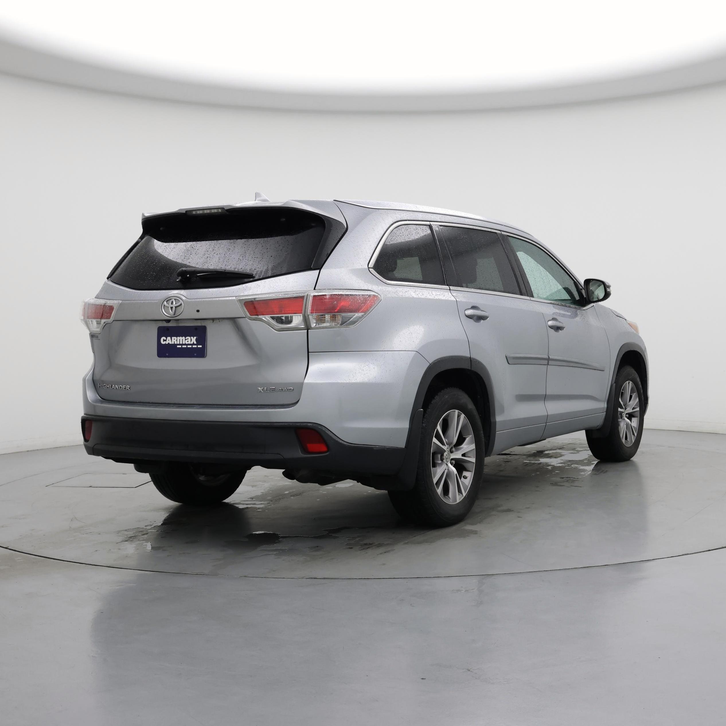 Thumbnail: 2015 Toyota Highlander - 8