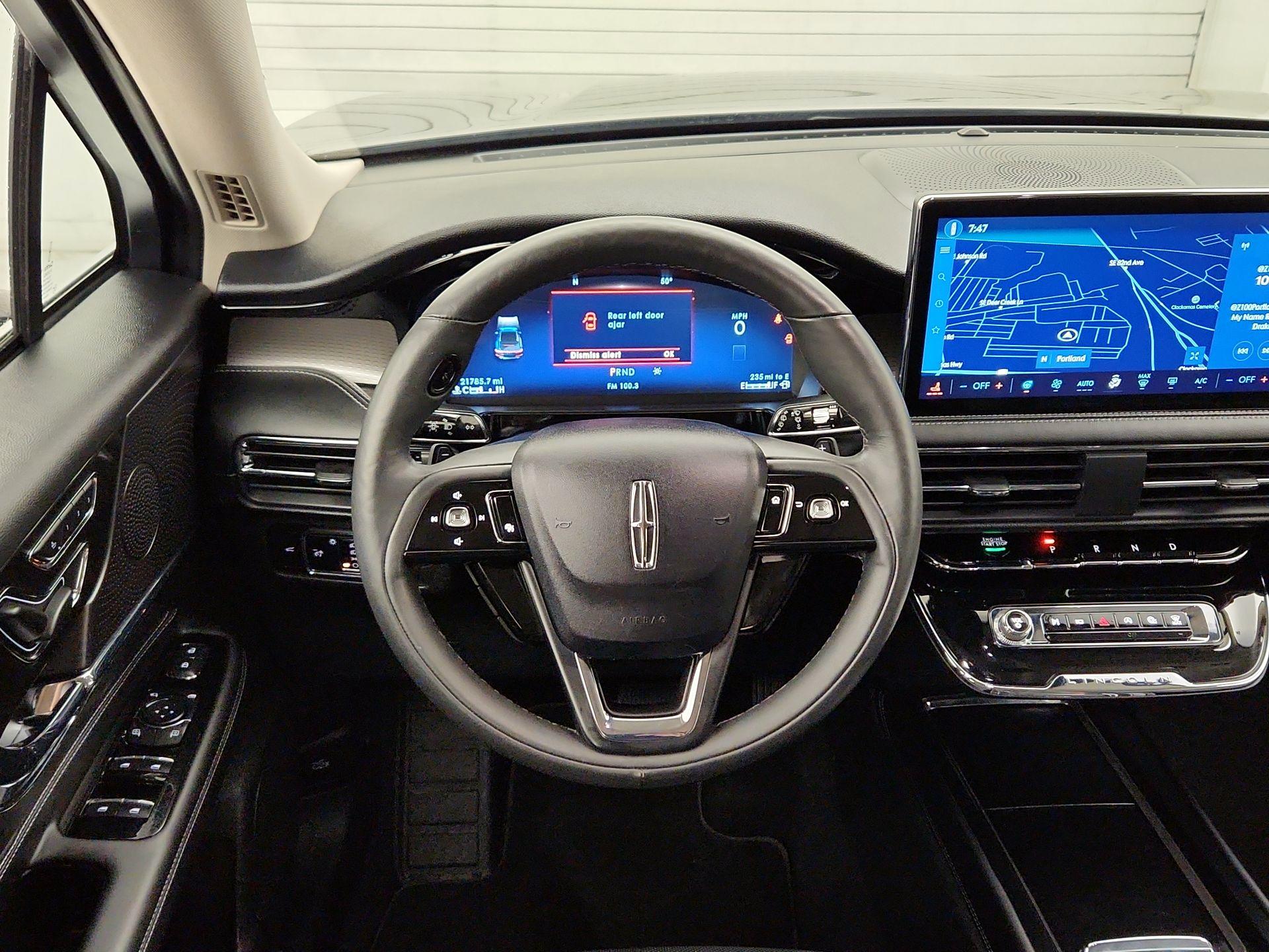 Thumbnail: 2024 Lincoln Corsair - 10