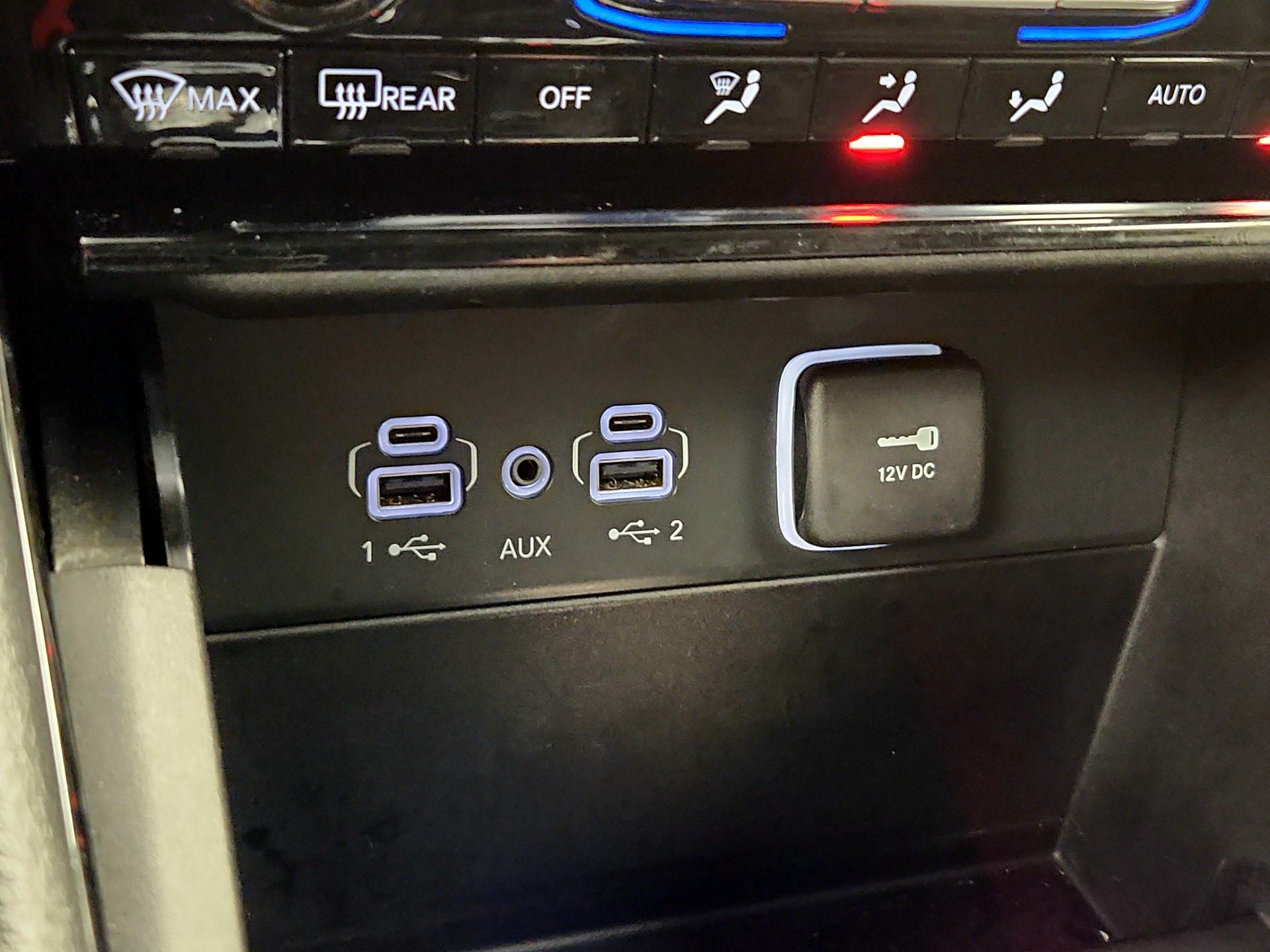 Thumbnail: 2023 Jeep Grand Cherokee - 19