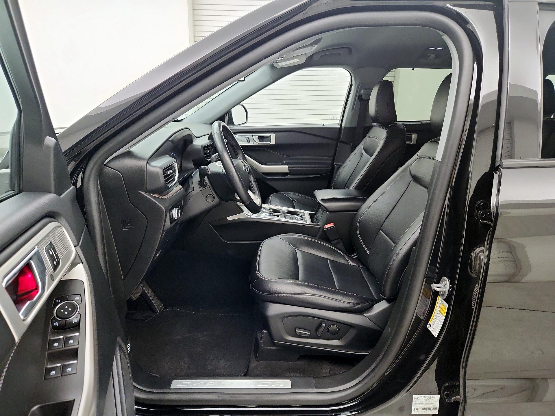 Thumbnail: 2023 Ford Explorer - 11