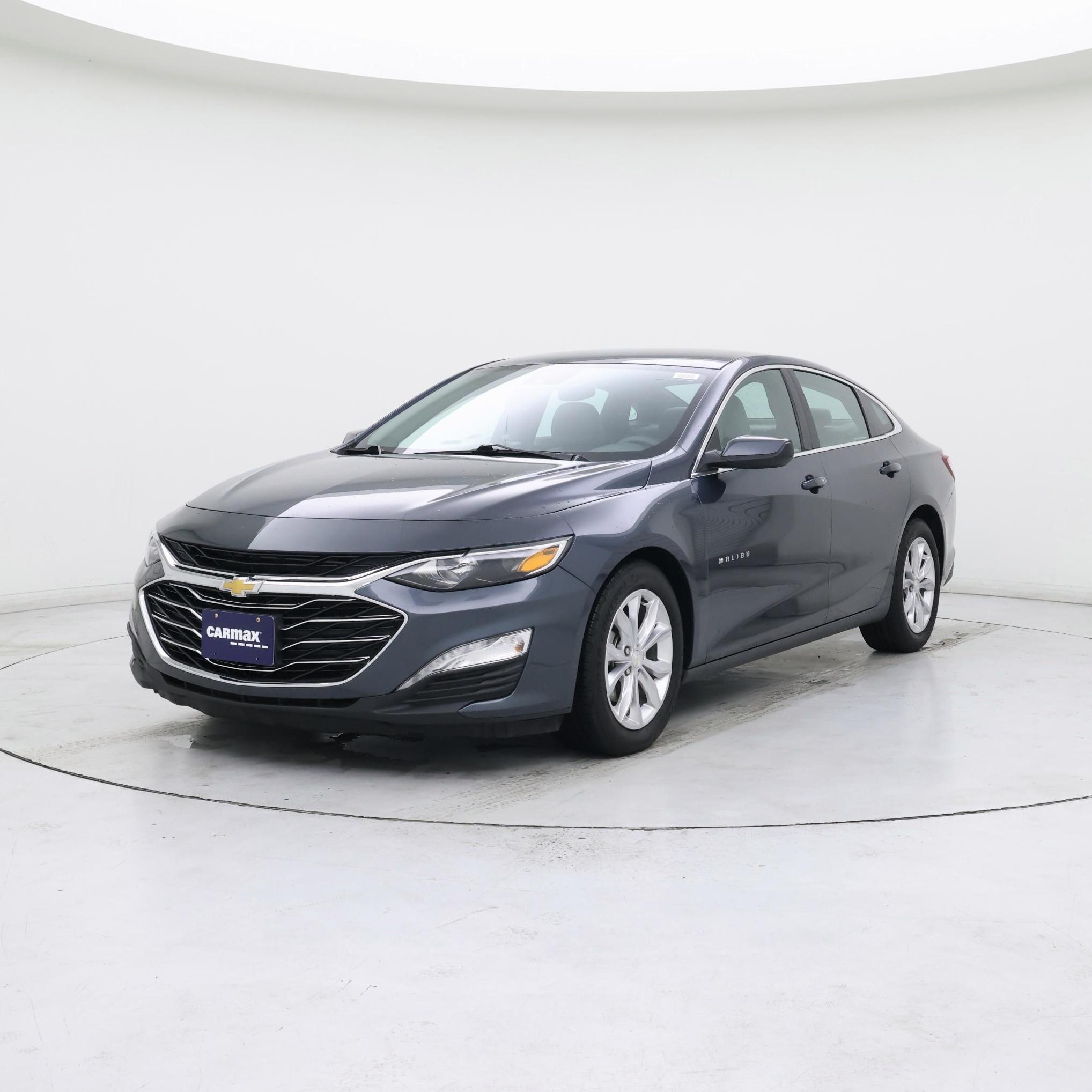 Thumbnail: 2020 Chevrolet Malibu - 4