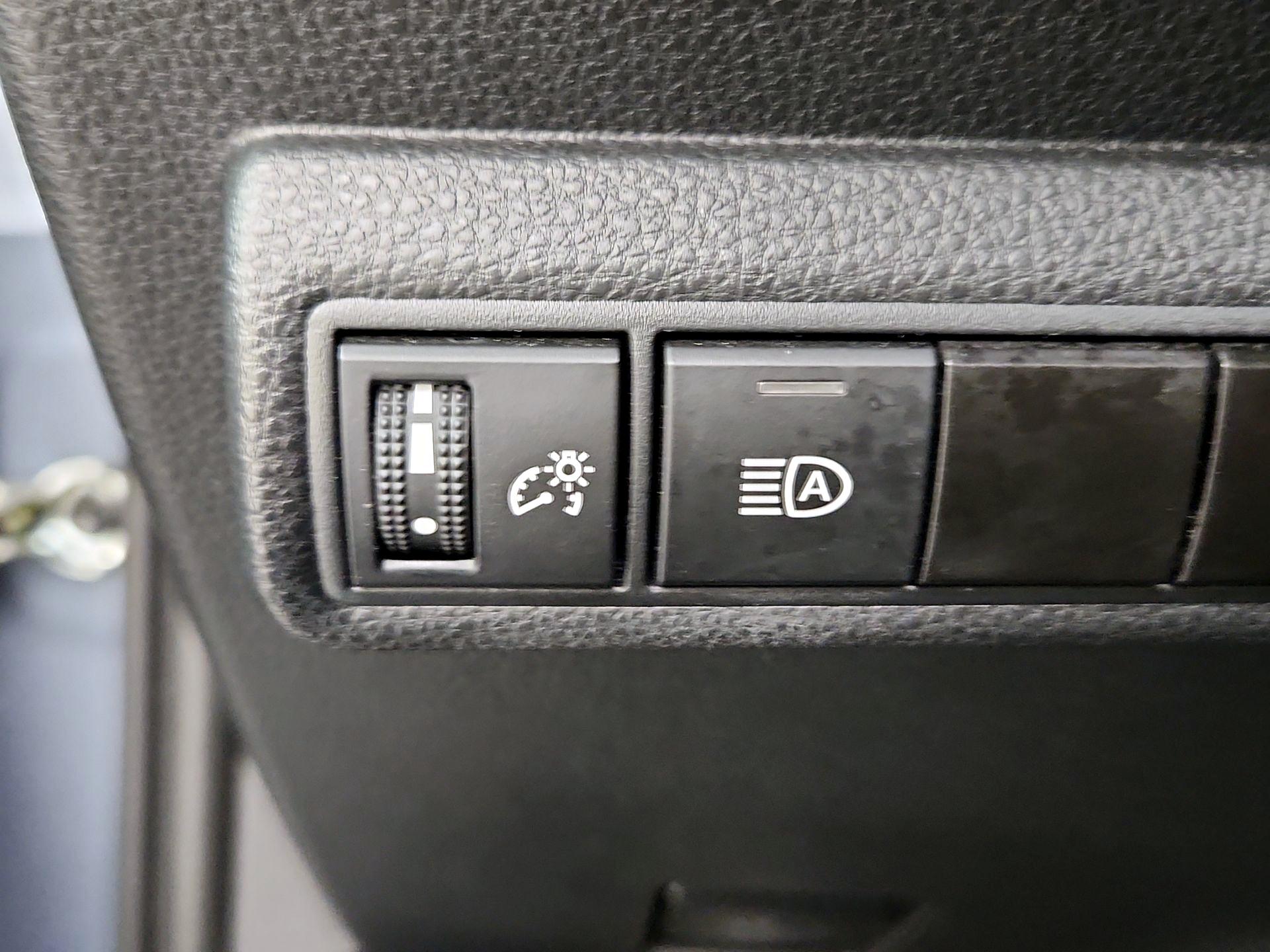 Thumbnail: 2024 Toyota Corolla - 13