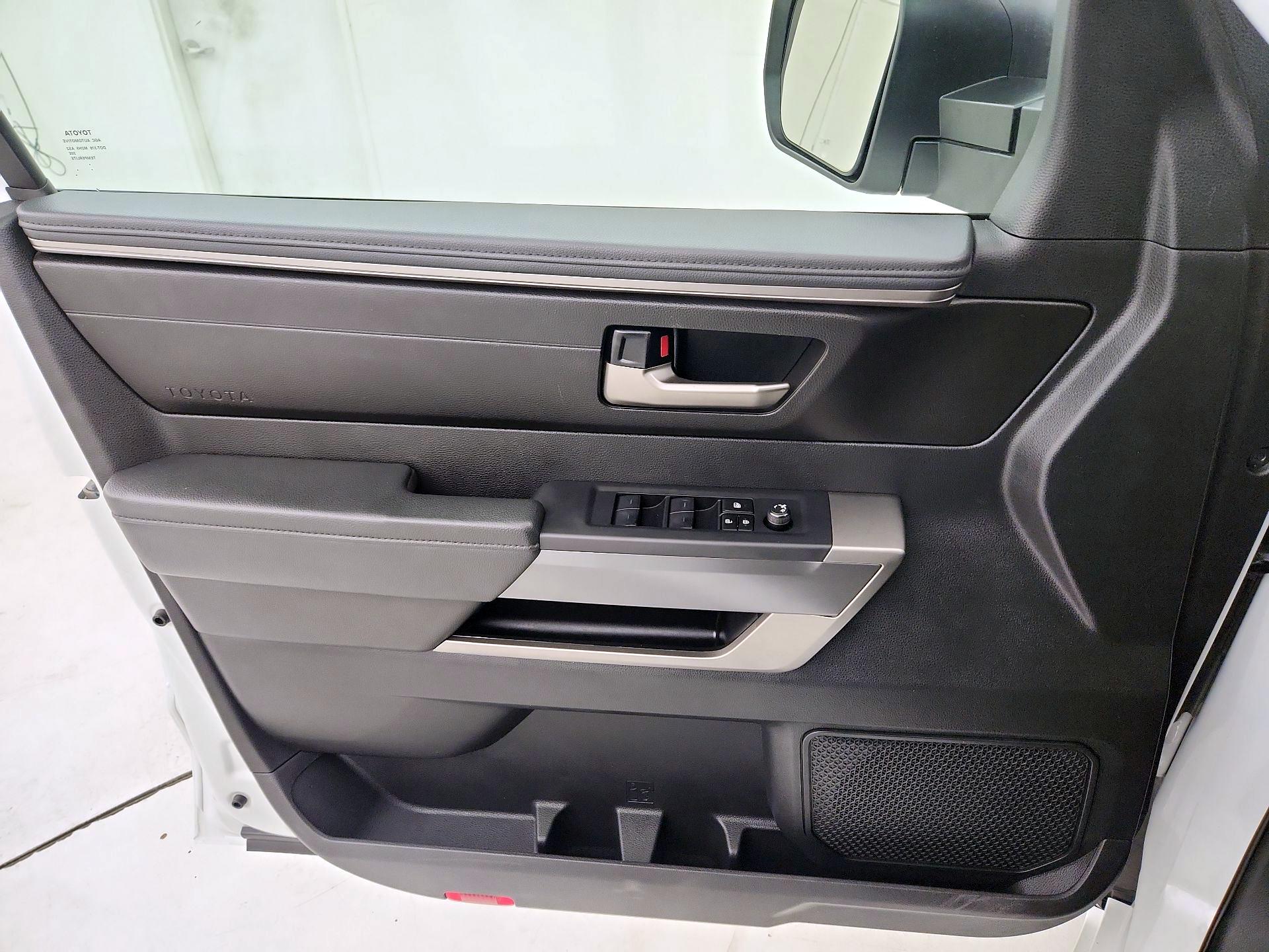 Thumbnail: 2023 Toyota Tundra - 12