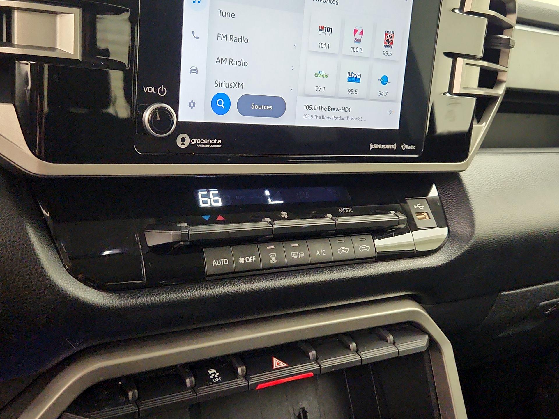 Thumbnail: 2023 Toyota Tundra - 17