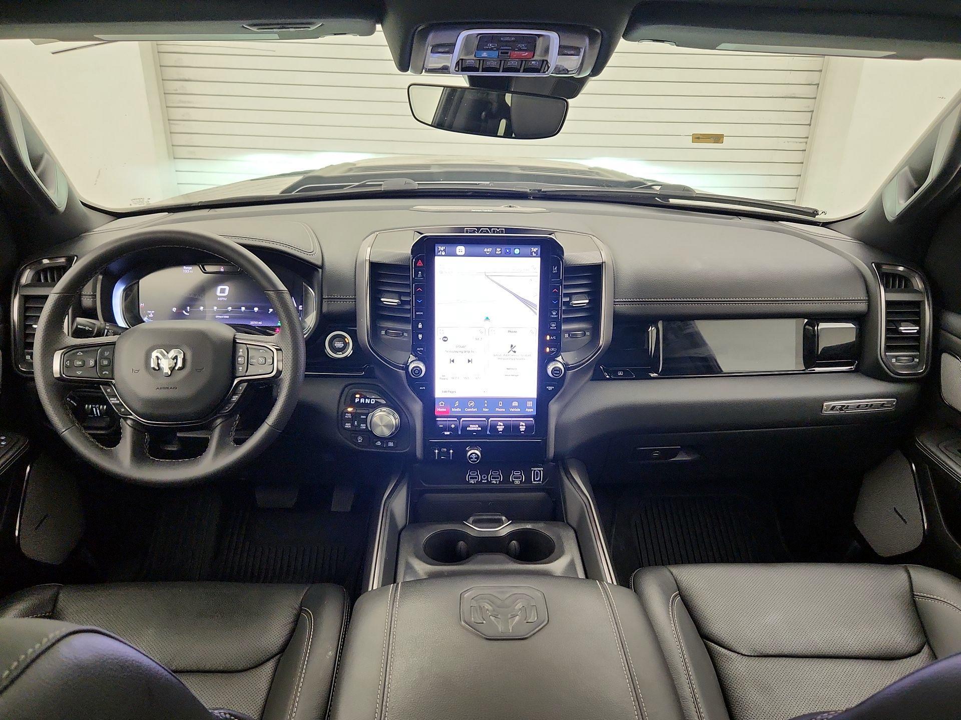 Thumbnail: 2025 RAM 1500 - 9