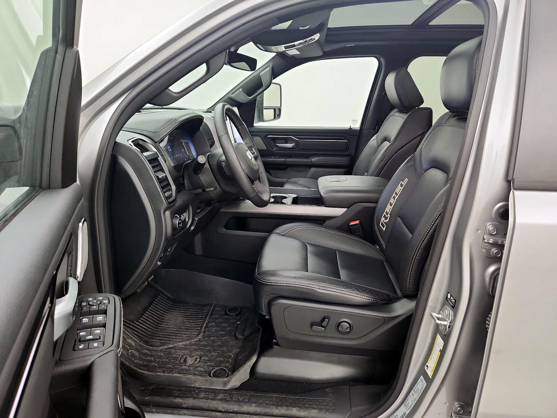 Thumbnail: 2025 RAM 1500 - 11