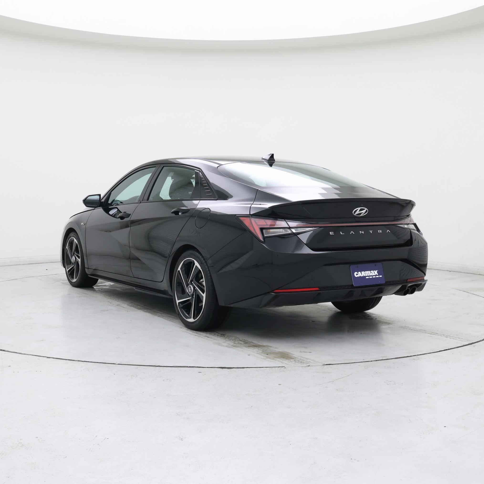 Thumbnail: 2022 Hyundai Elantra - 2