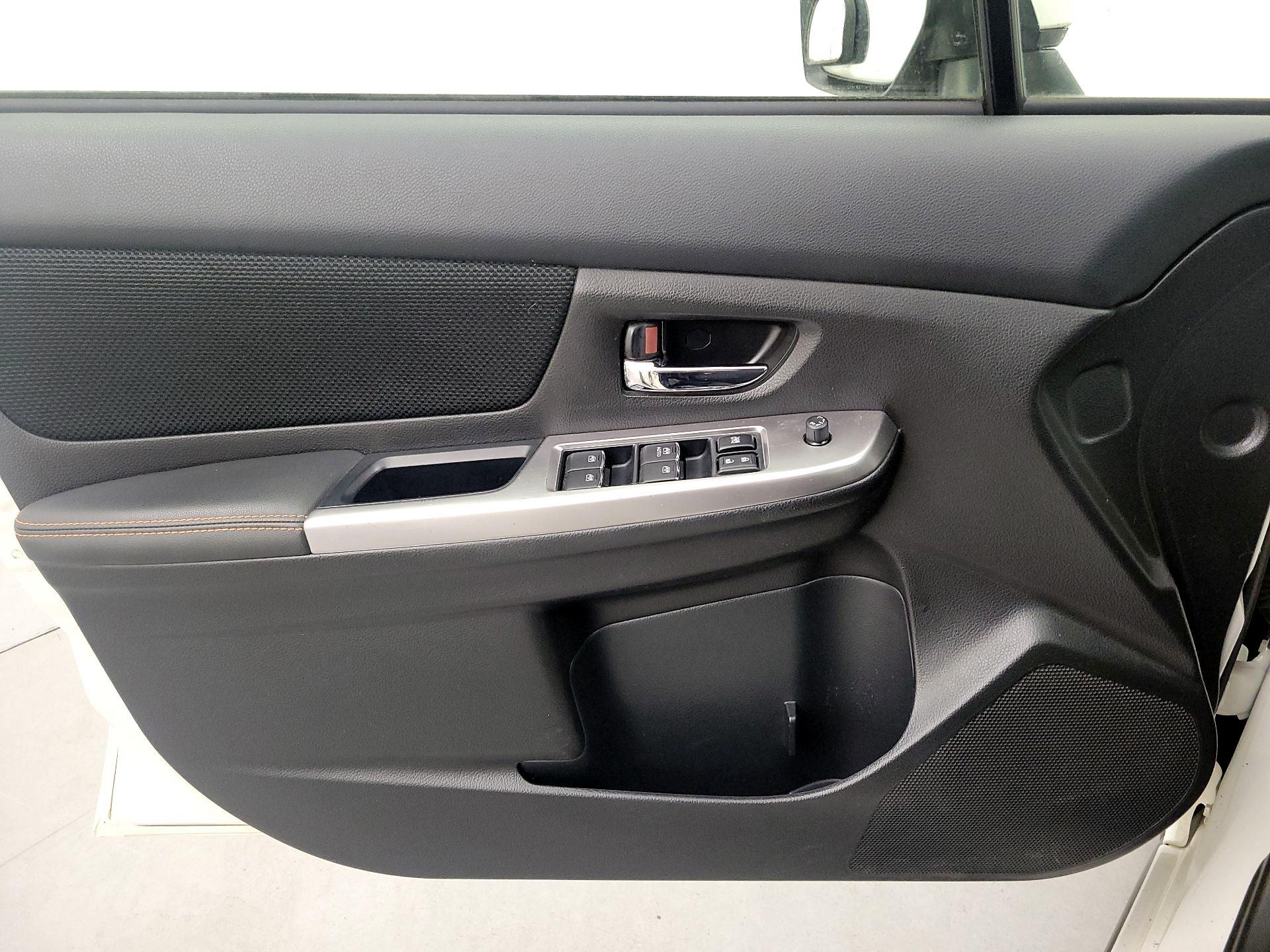 Thumbnail: 2017 Subaru Crosstrek - 12