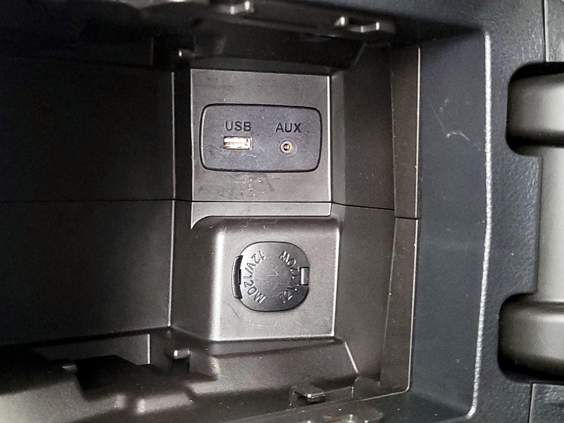 Thumbnail: 2017 Subaru Crosstrek - 18