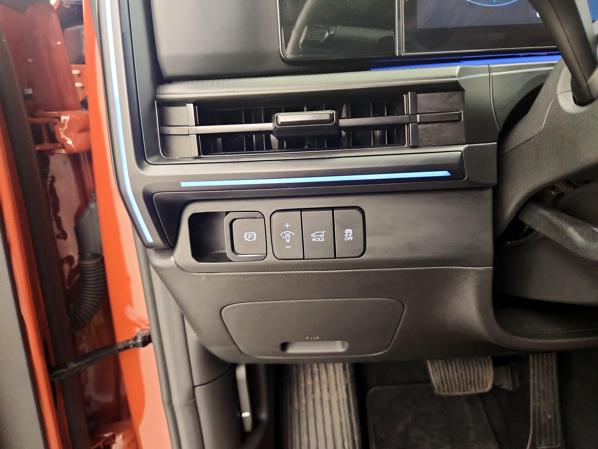 Thumbnail: 2024 Hyundai Santa Fe - 13