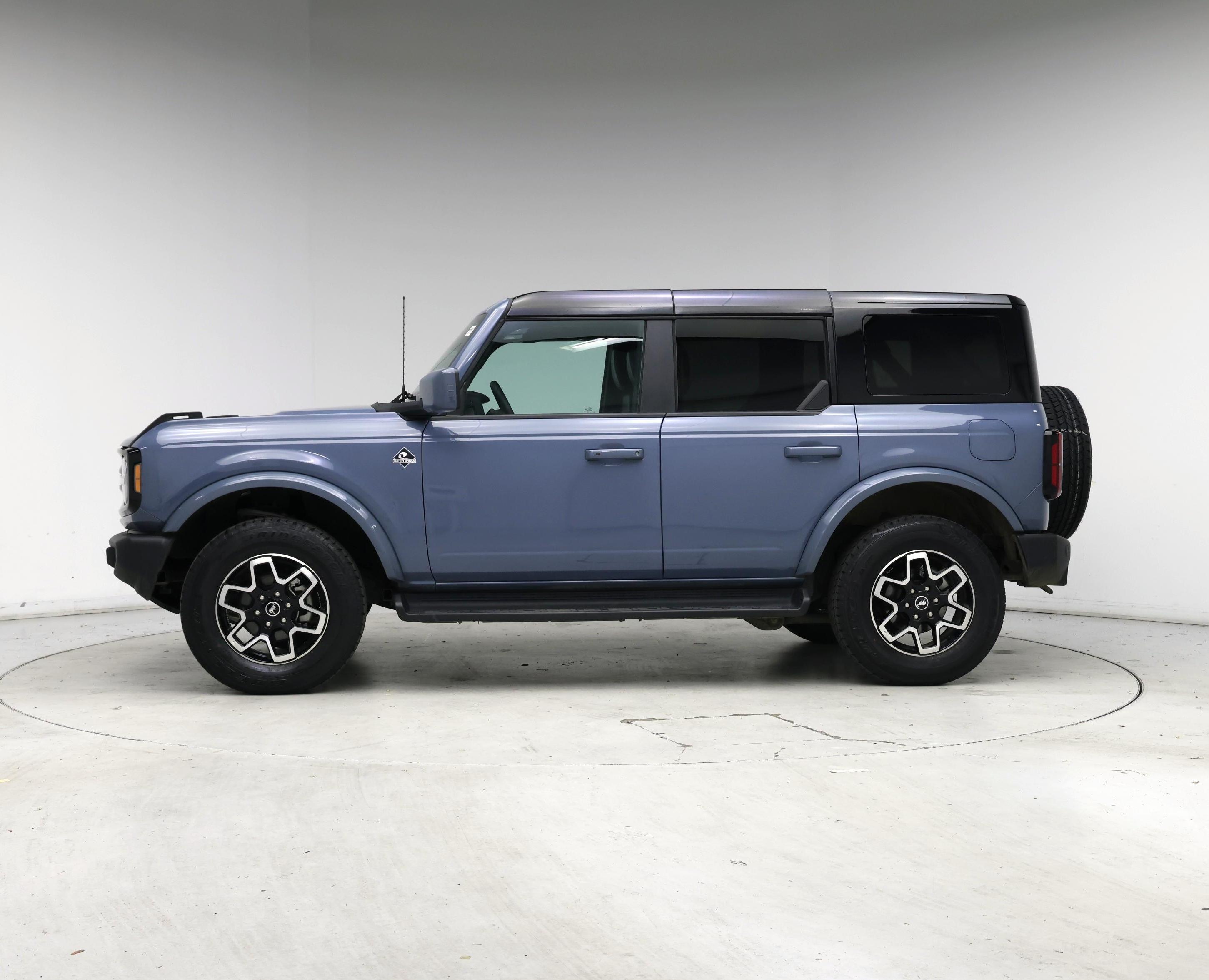 Thumbnail: 2025 Ford Bronco - 3