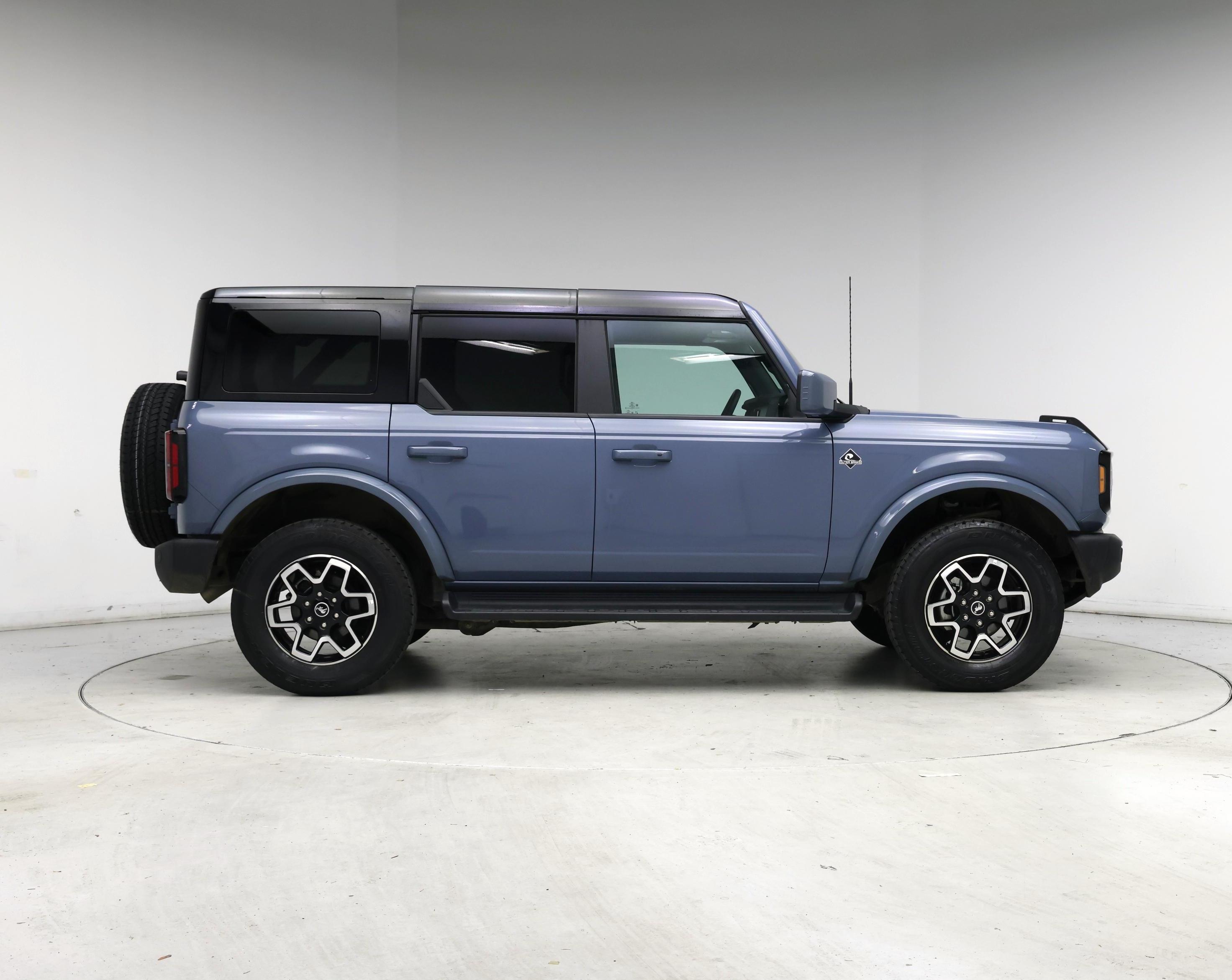 Thumbnail: 2025 Ford Bronco - 7