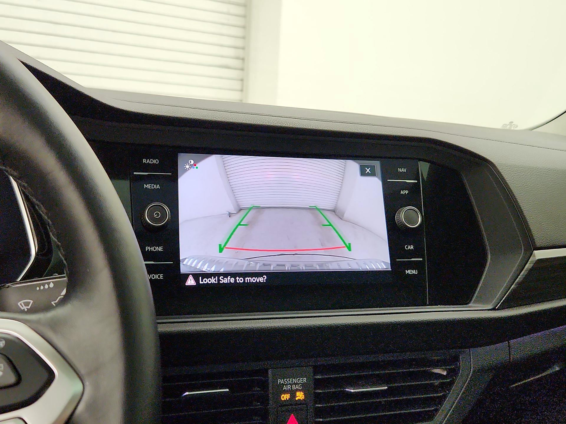 Thumbnail: 2023 Volkswagen Jetta - 14