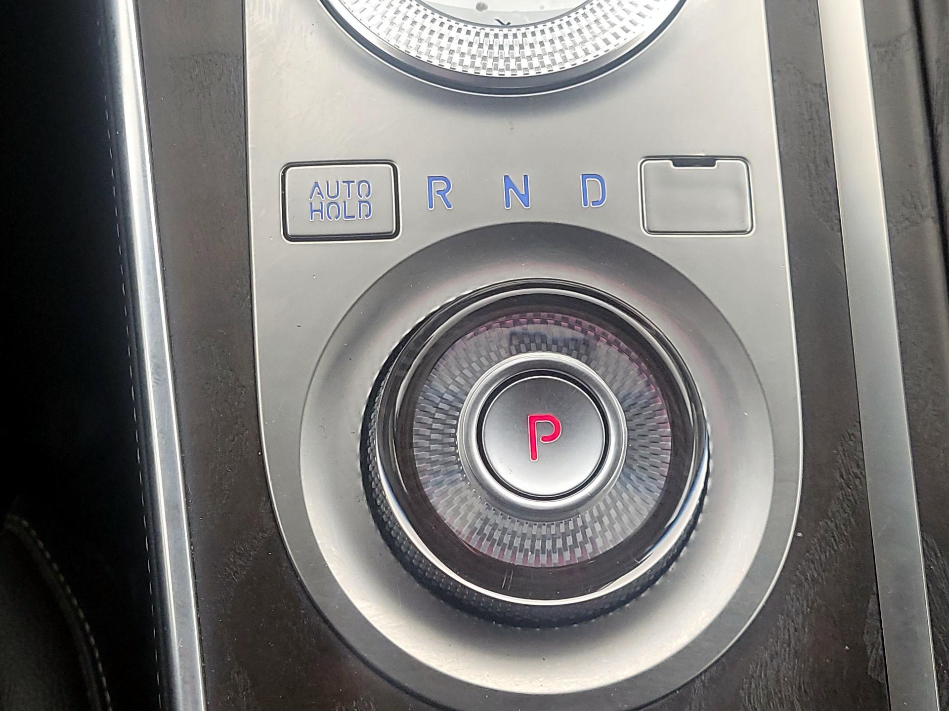 Thumbnail: 2021 Genesis GV80 - 18