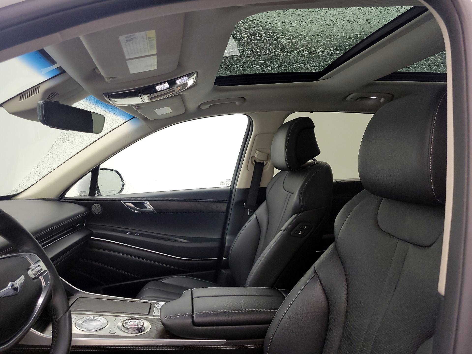 Thumbnail: 2021 Genesis GV80 - 20