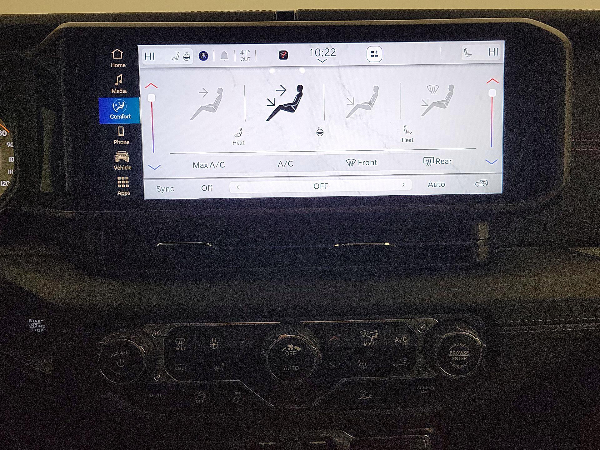 Thumbnail: 2024 Jeep Wrangler - 16