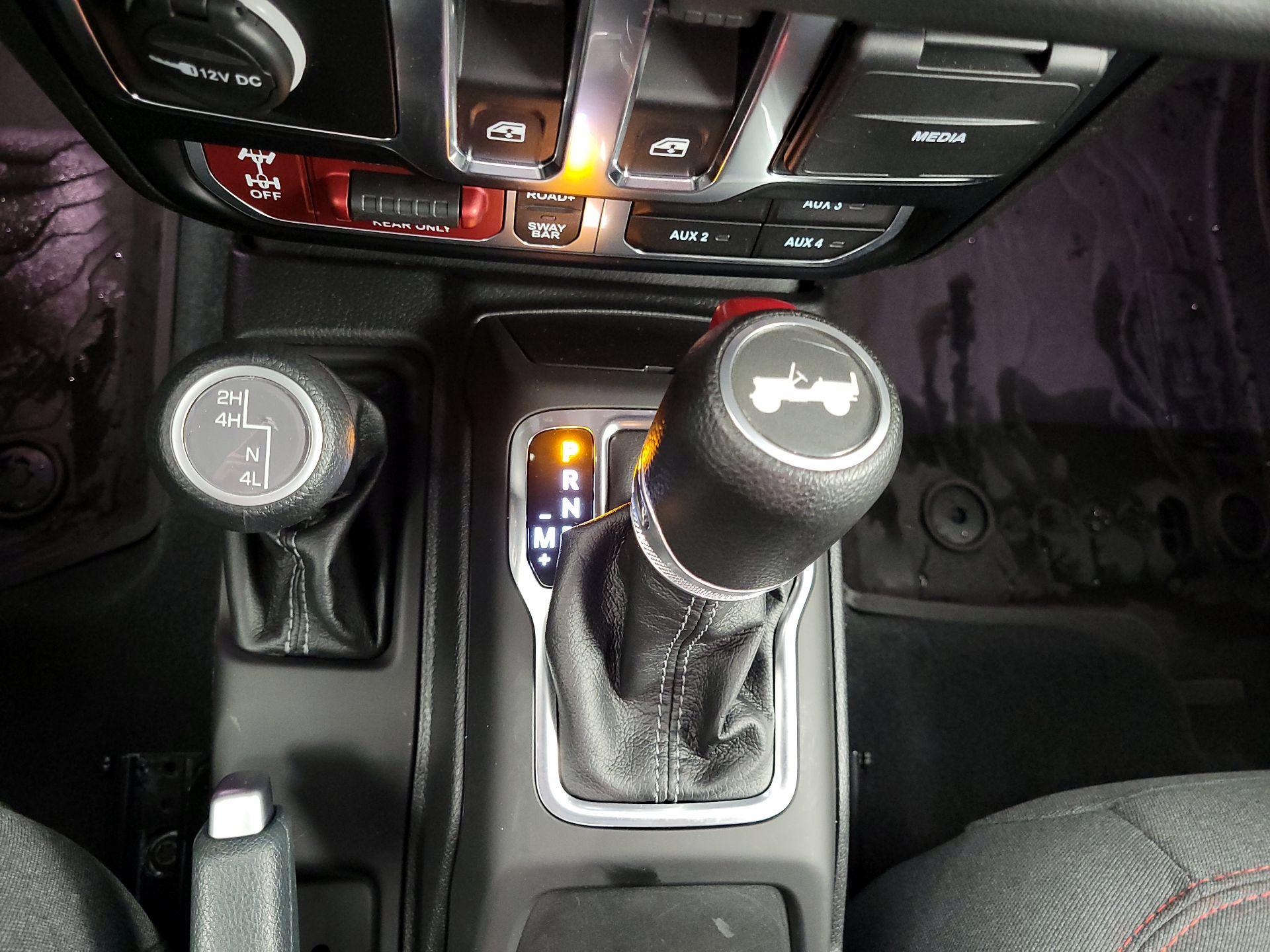 Thumbnail: 2024 Jeep Wrangler - 17