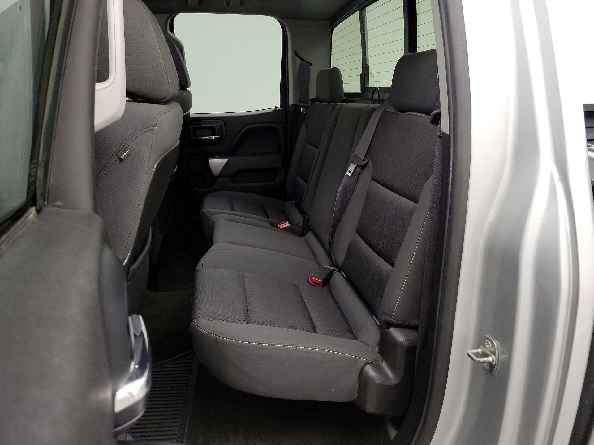 Thumbnail: 2015 Chevrolet Silverado 1500 - 20