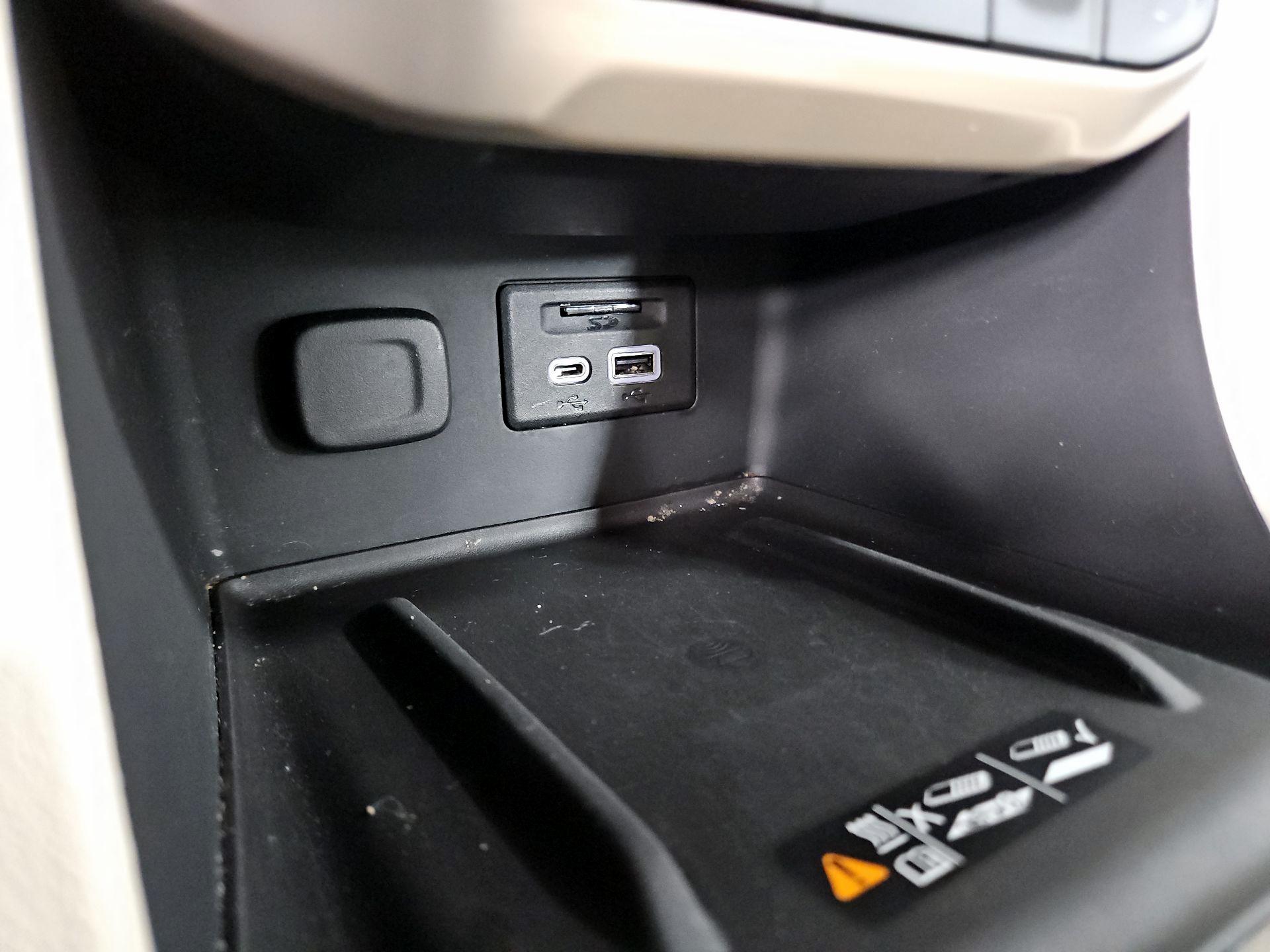 Thumbnail: 2021 GMC Acadia - 19