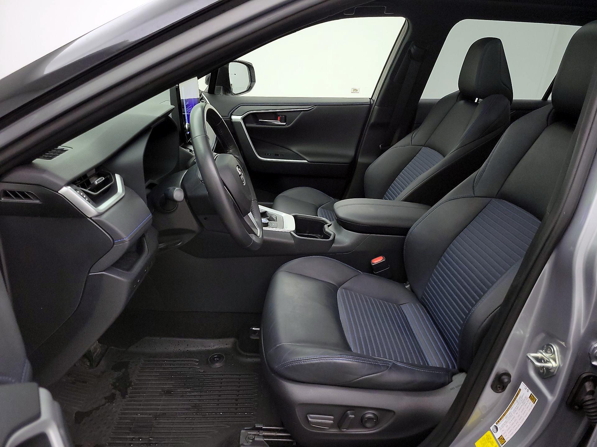 Thumbnail: 2024 Toyota RAV4 - 11