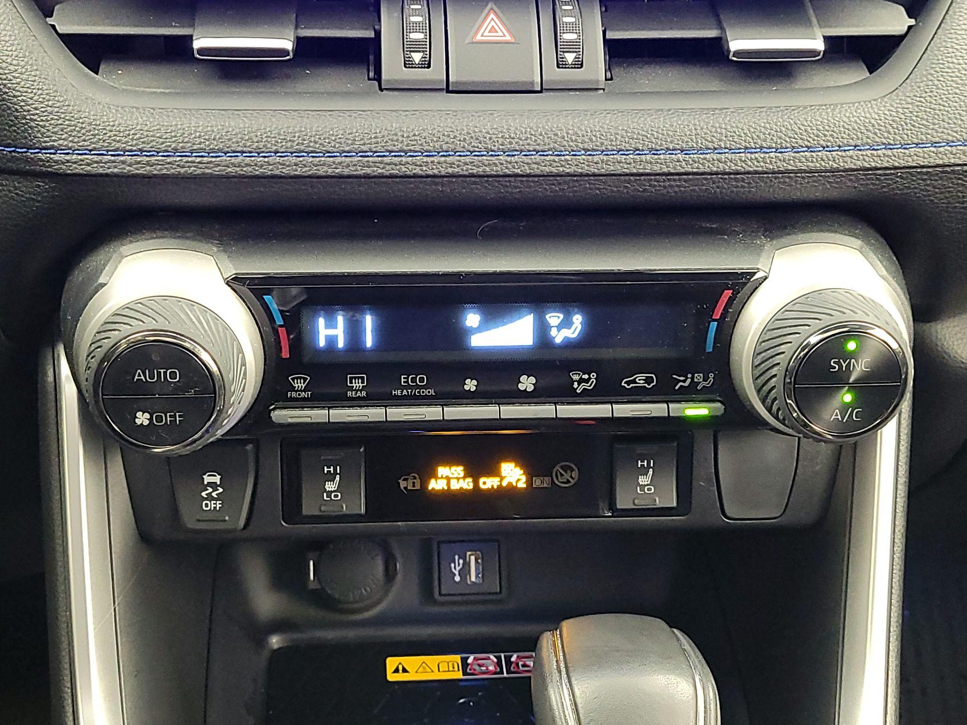 Thumbnail: 2024 Toyota RAV4 - 17