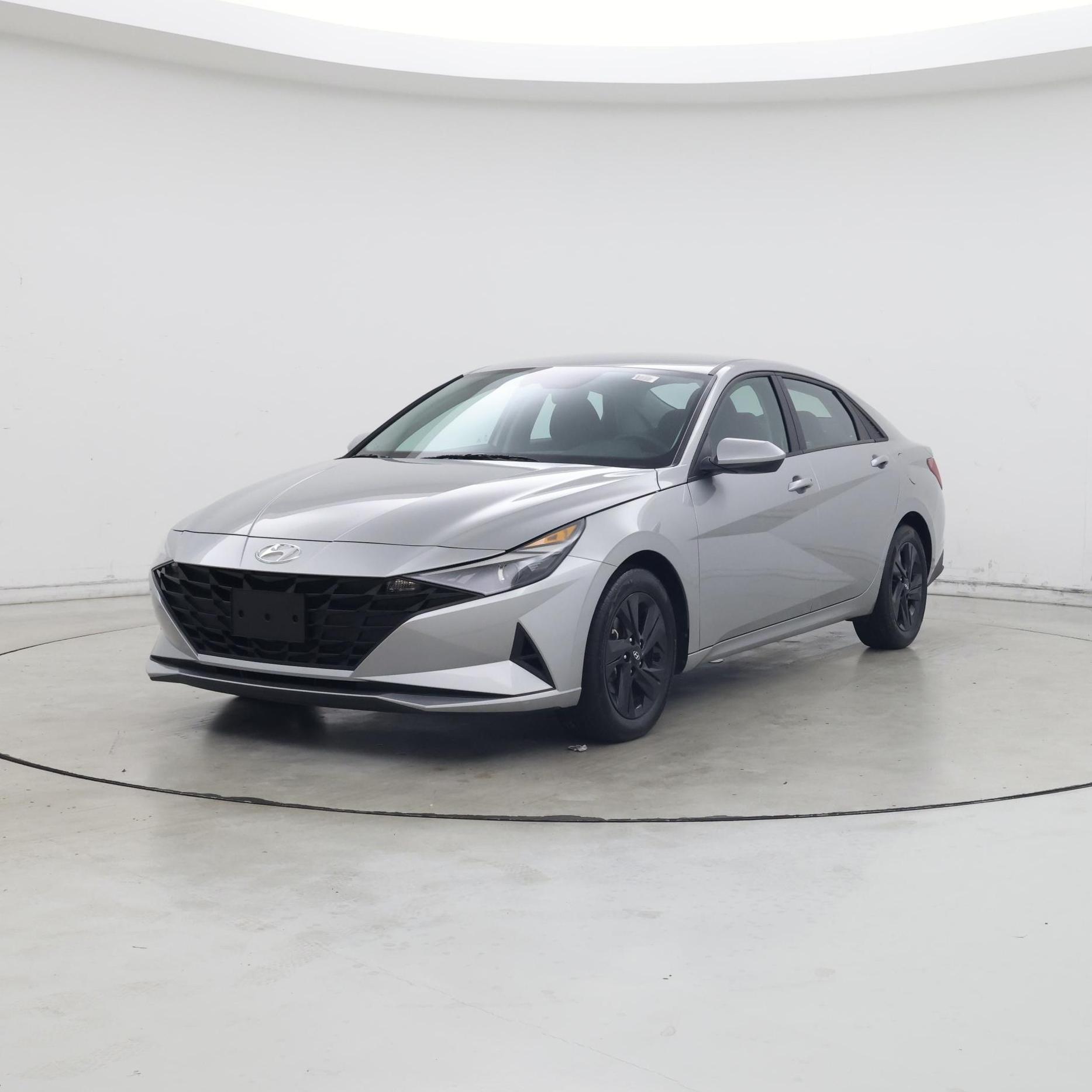 Thumbnail: 2023 Hyundai Elantra - 4