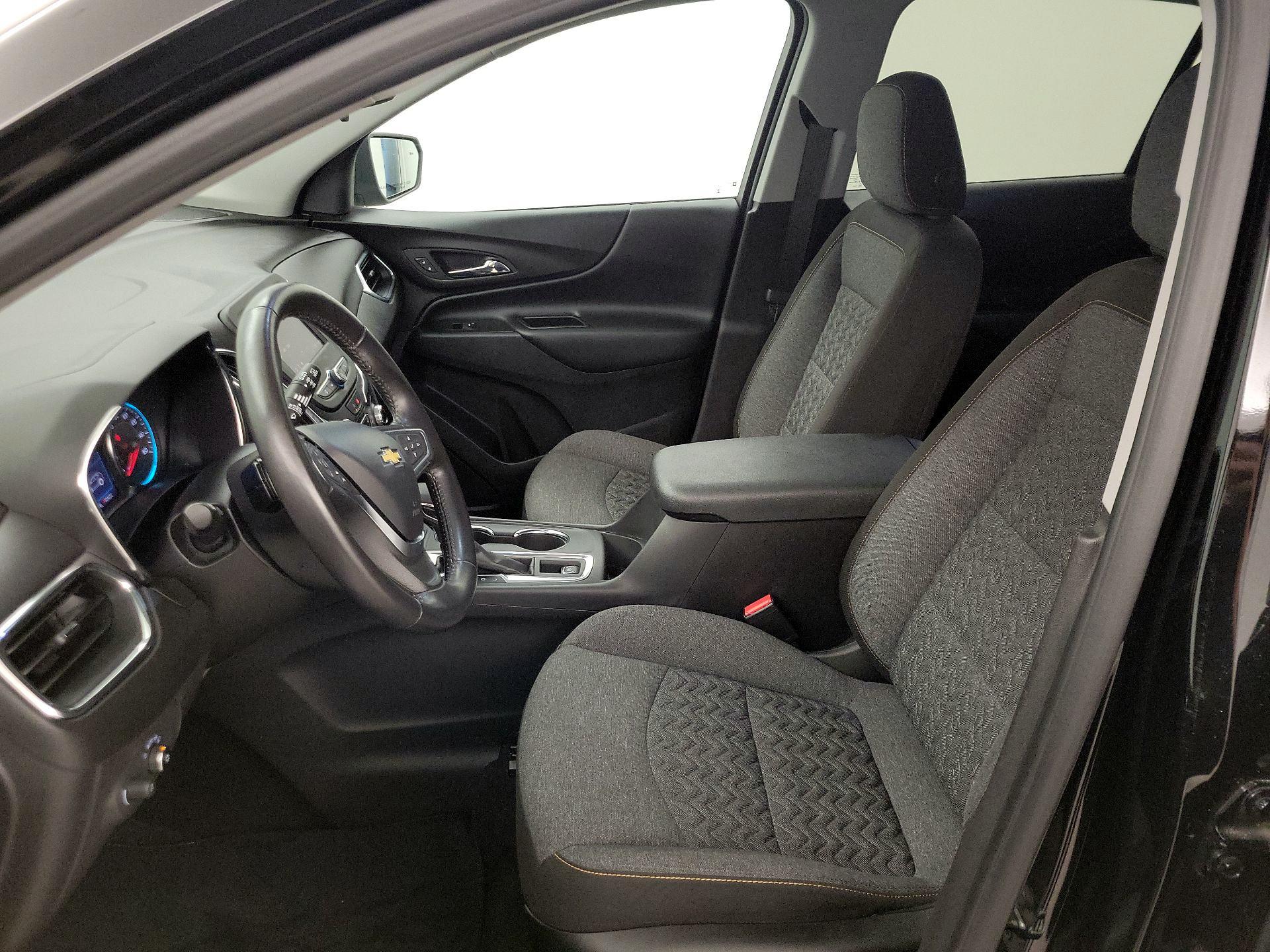 Thumbnail: 2022 Chevrolet Equinox - 11