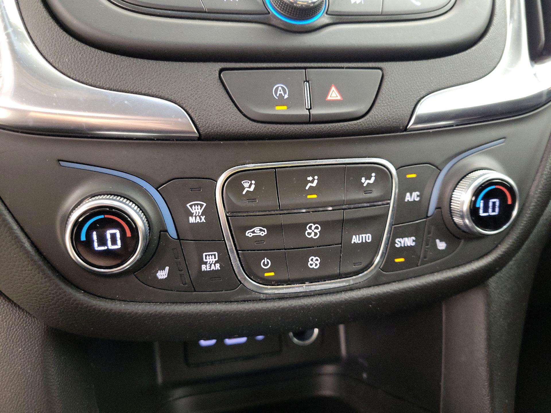 Thumbnail: 2022 Chevrolet Equinox - 16