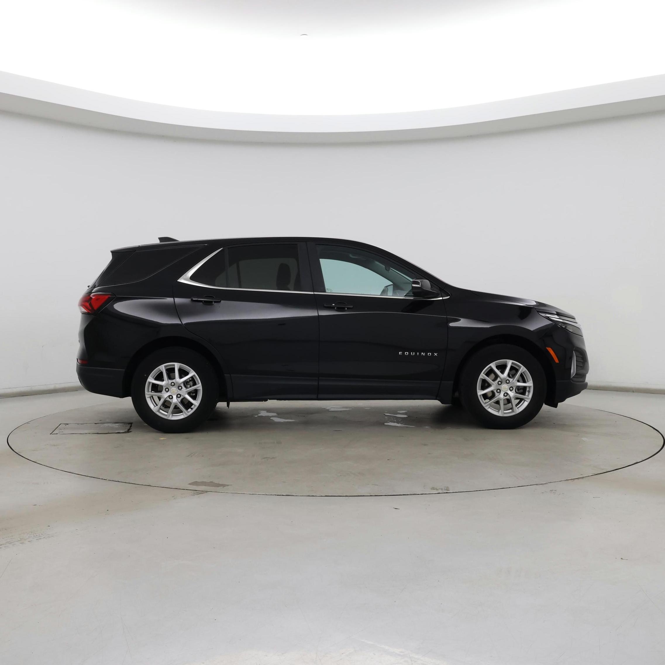 Thumbnail: 2022 Chevrolet Equinox - 7