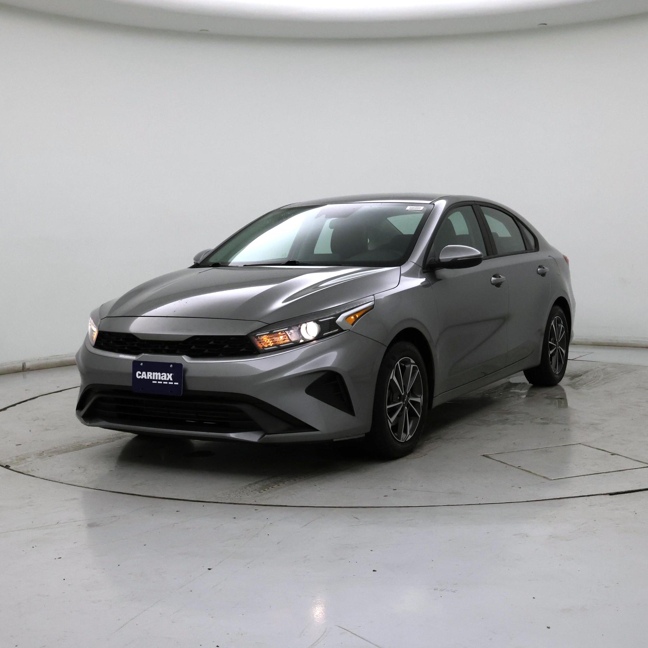 Thumbnail: 2022 Kia Forte - 4