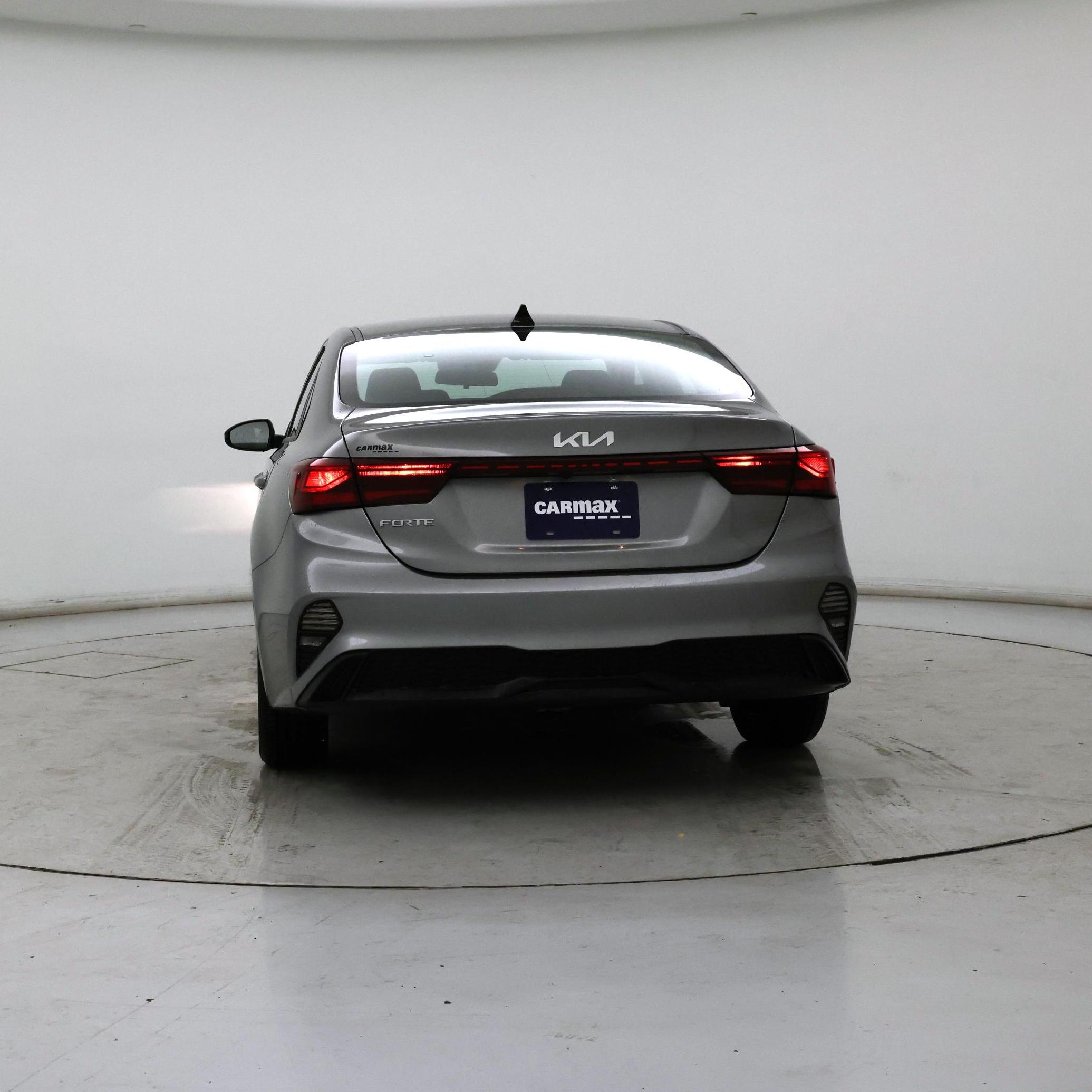 Thumbnail: 2022 Kia Forte - 6