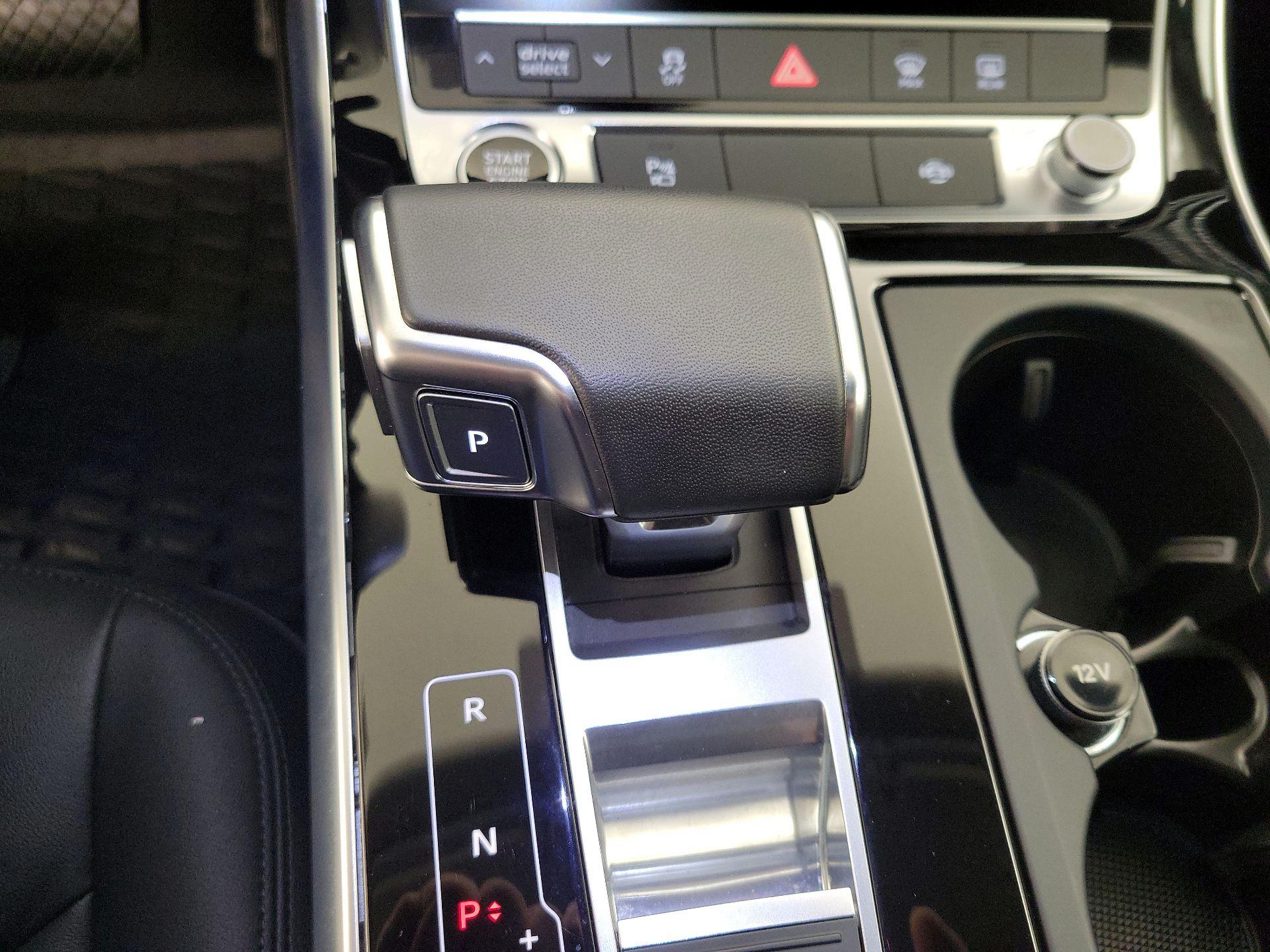 Thumbnail: 2022 Audi Q7 - 18
