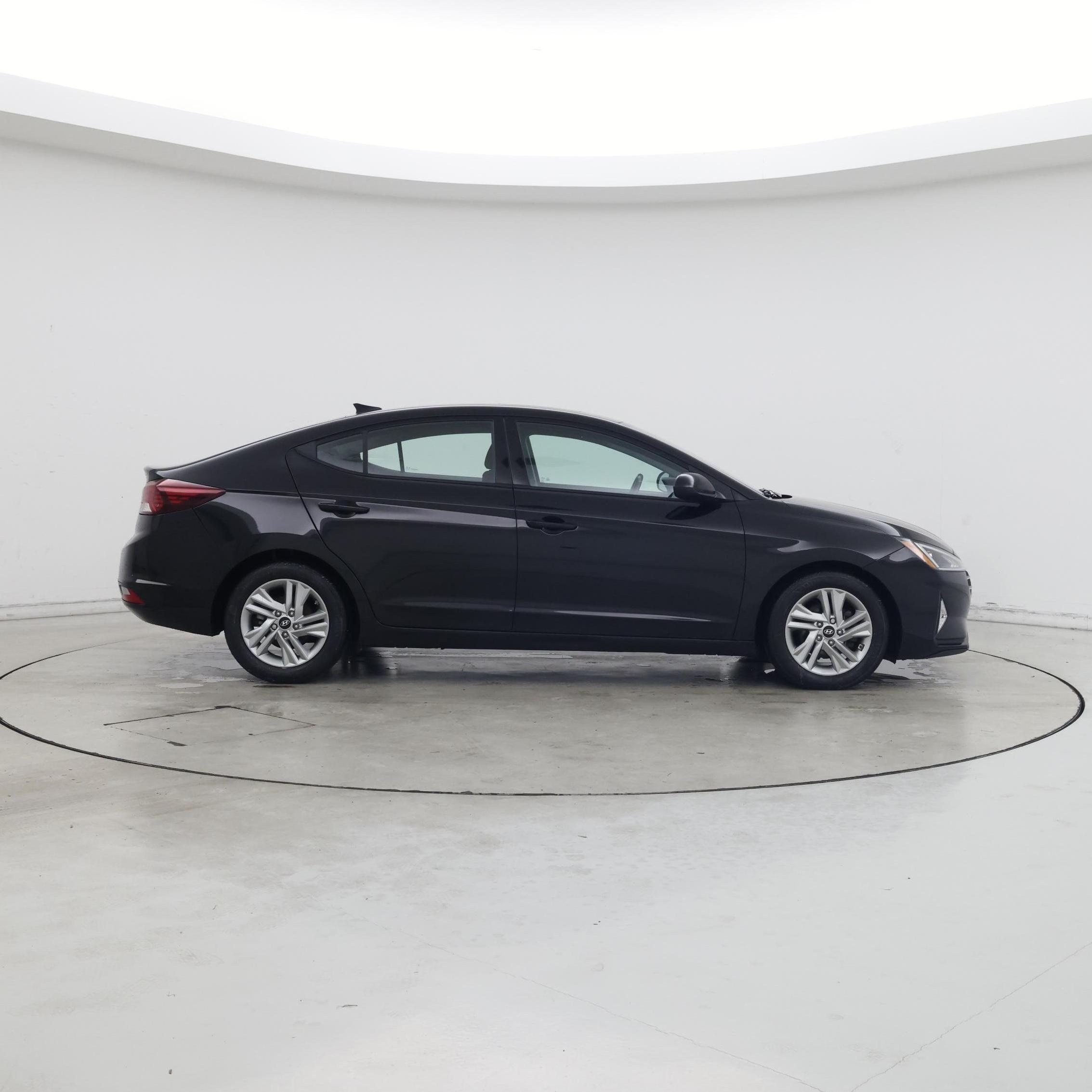 Thumbnail: 2020 Hyundai Elantra - 7