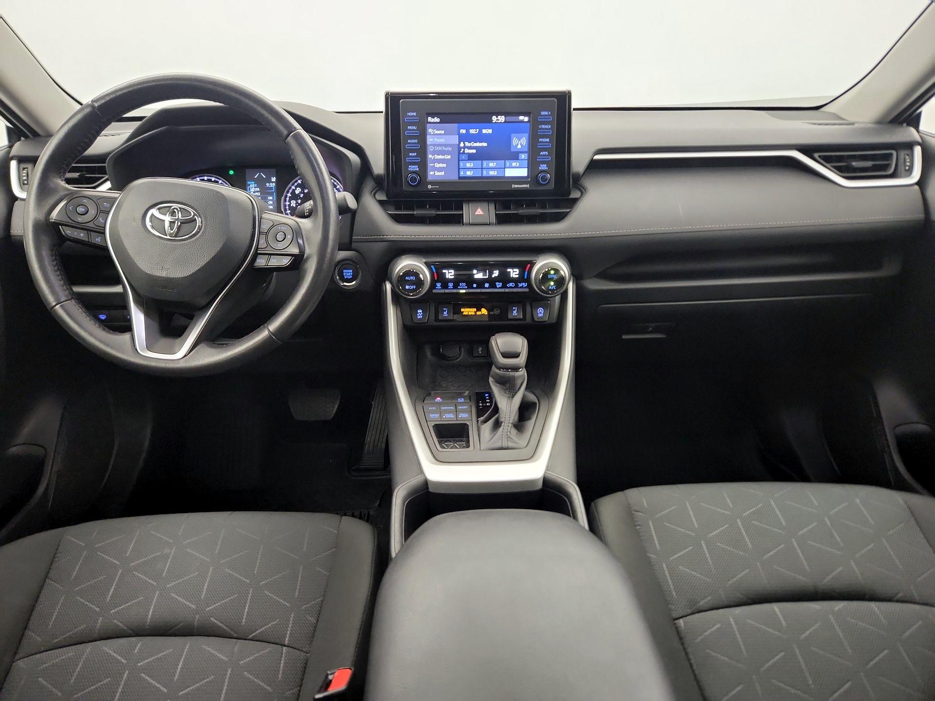 Thumbnail: 2022 Toyota RAV4 - 9