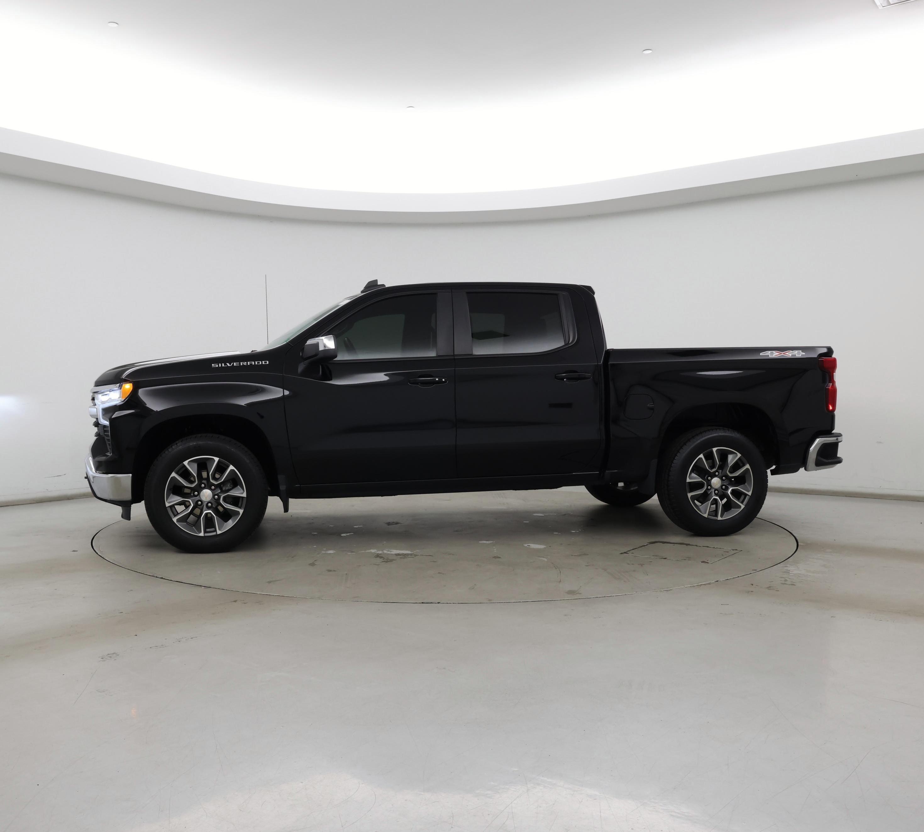 Thumbnail: 2022 Chevrolet Silverado 1500 - 3