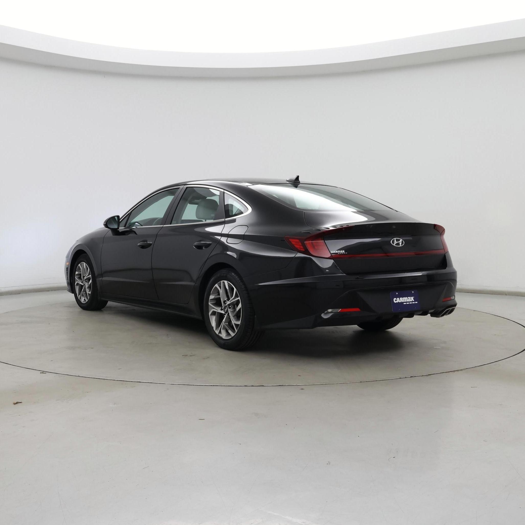 Thumbnail: 2022 Hyundai Sonata - 2