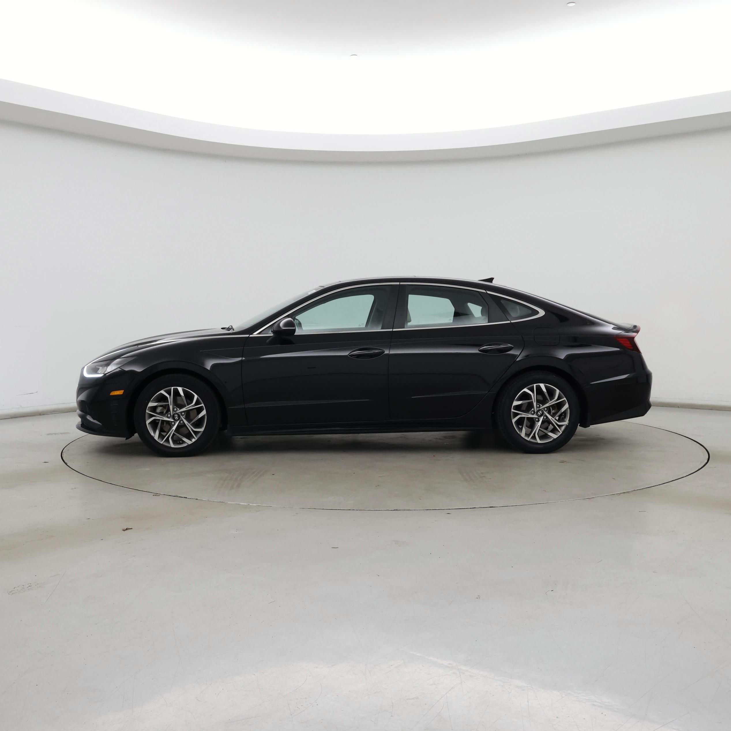 Thumbnail: 2022 Hyundai Sonata - 3