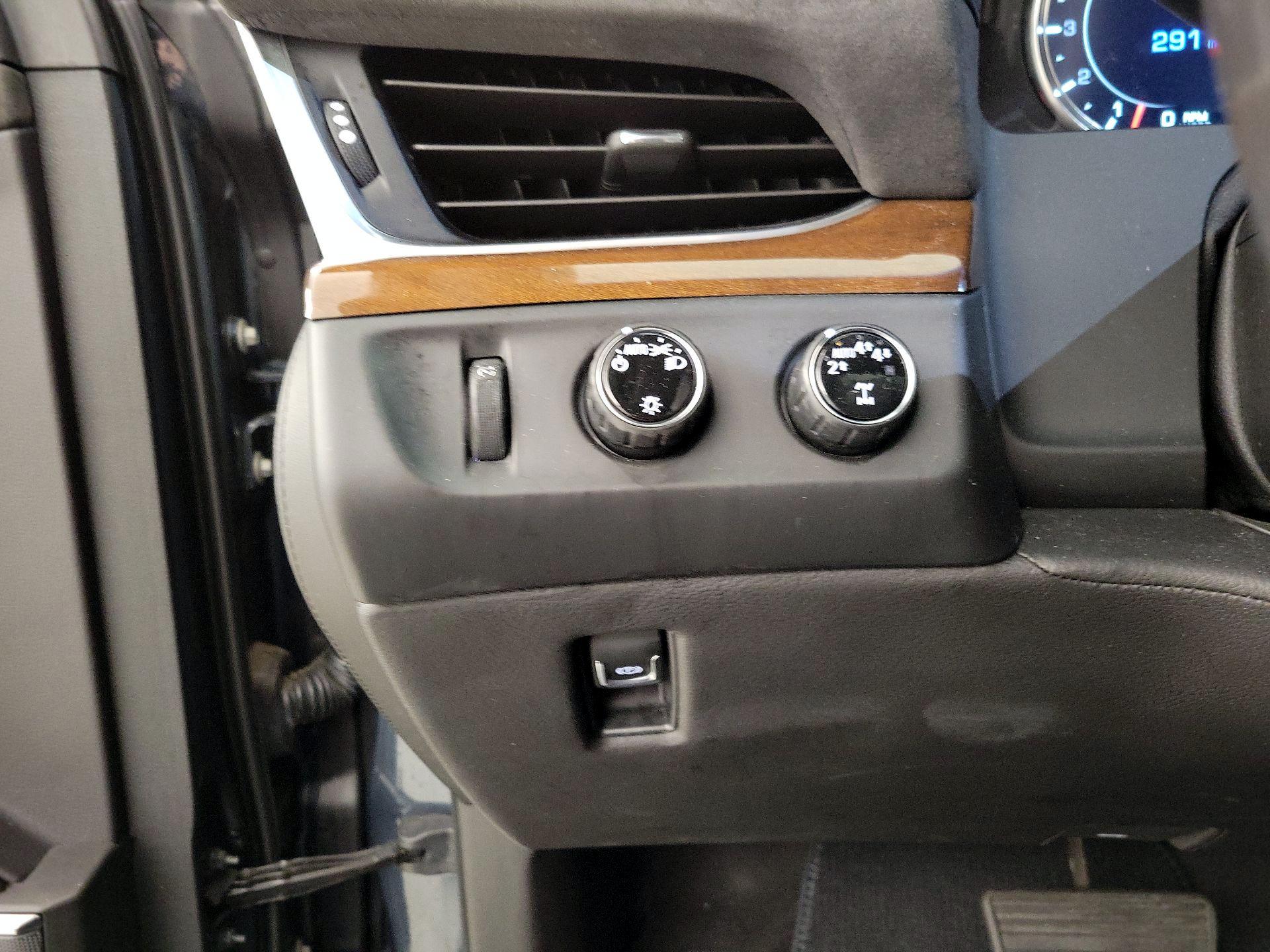 Thumbnail: 2020 Cadillac Escalade - 13