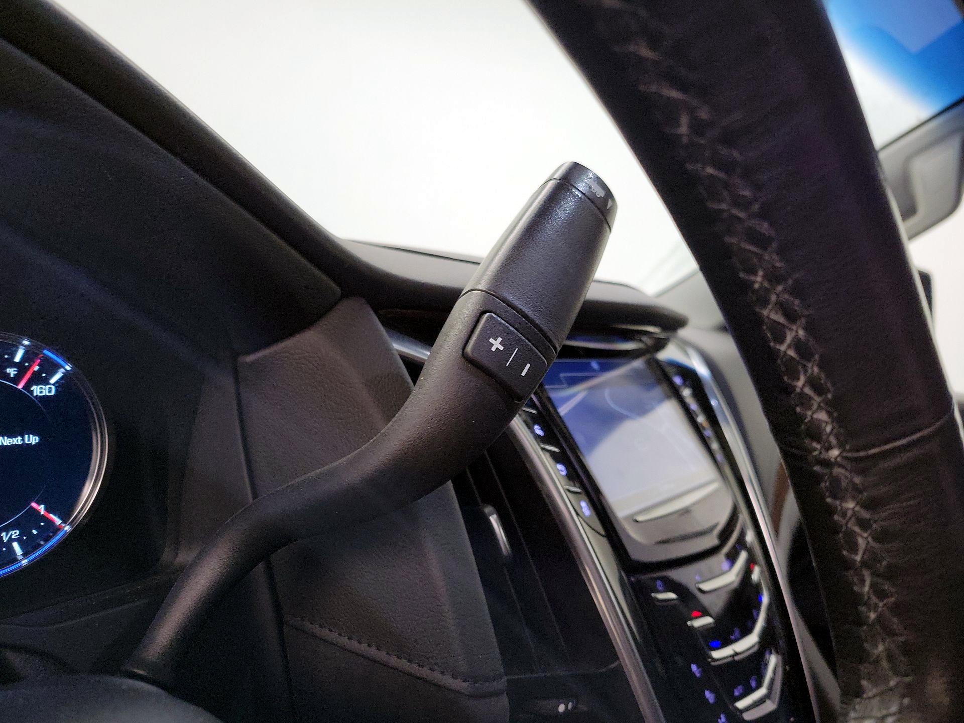 Thumbnail: 2020 Cadillac Escalade - 17