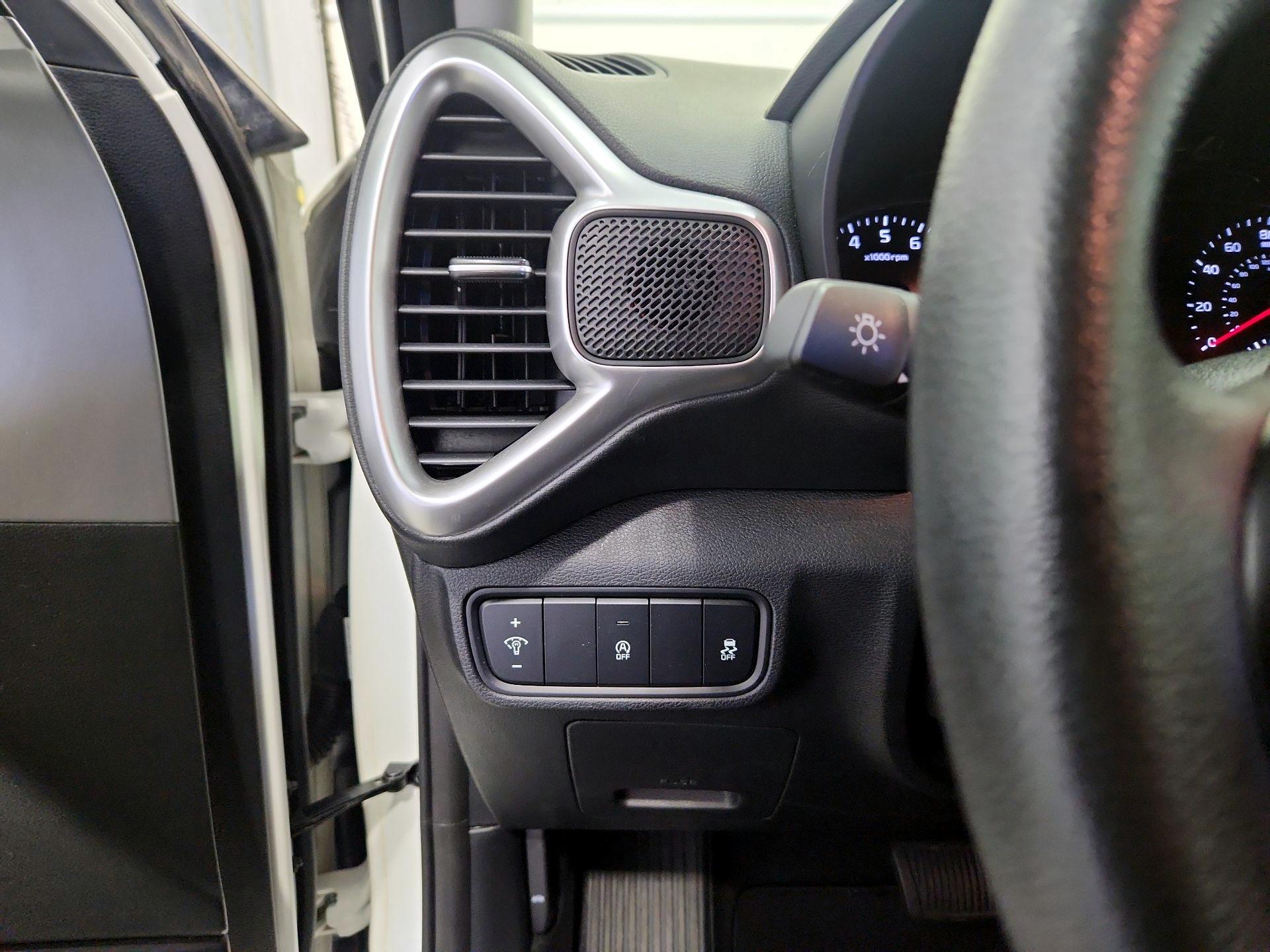Thumbnail: 2022 Kia Soul - 13