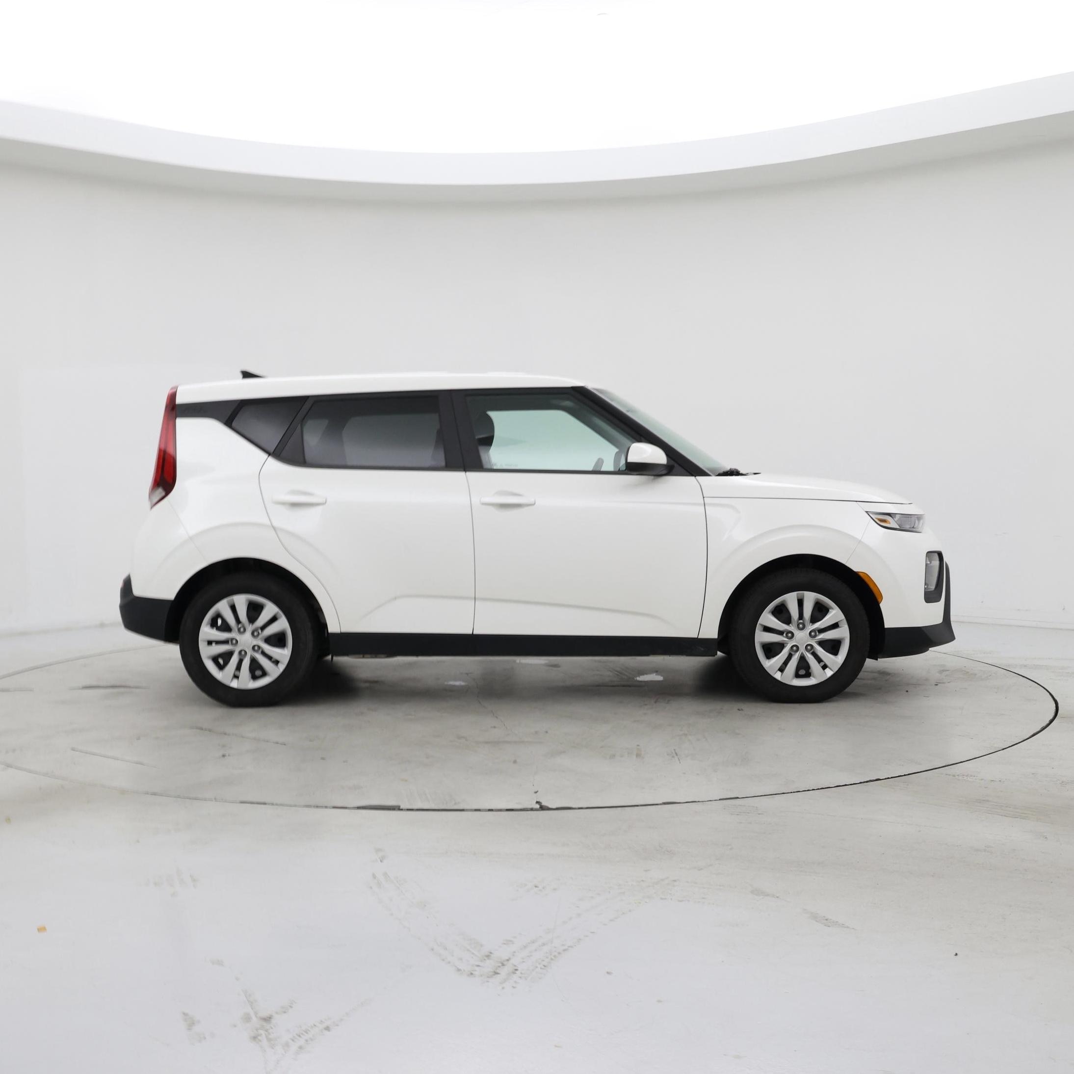 Thumbnail: 2022 Kia Soul - 7