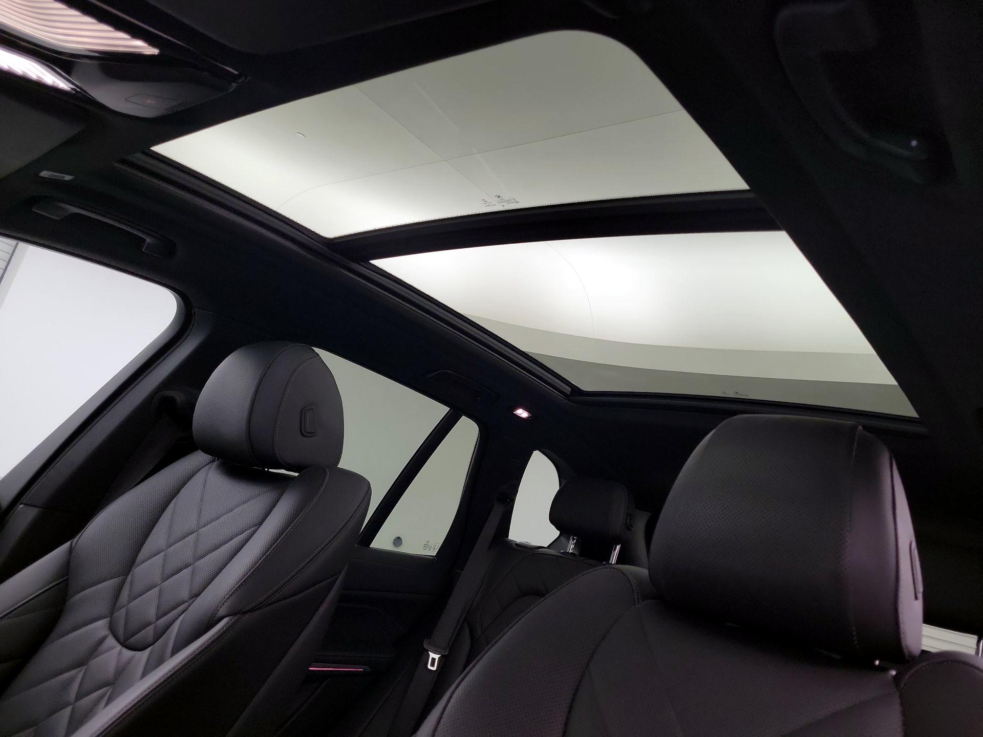 Thumbnail: 2023 BMW X5 - 20