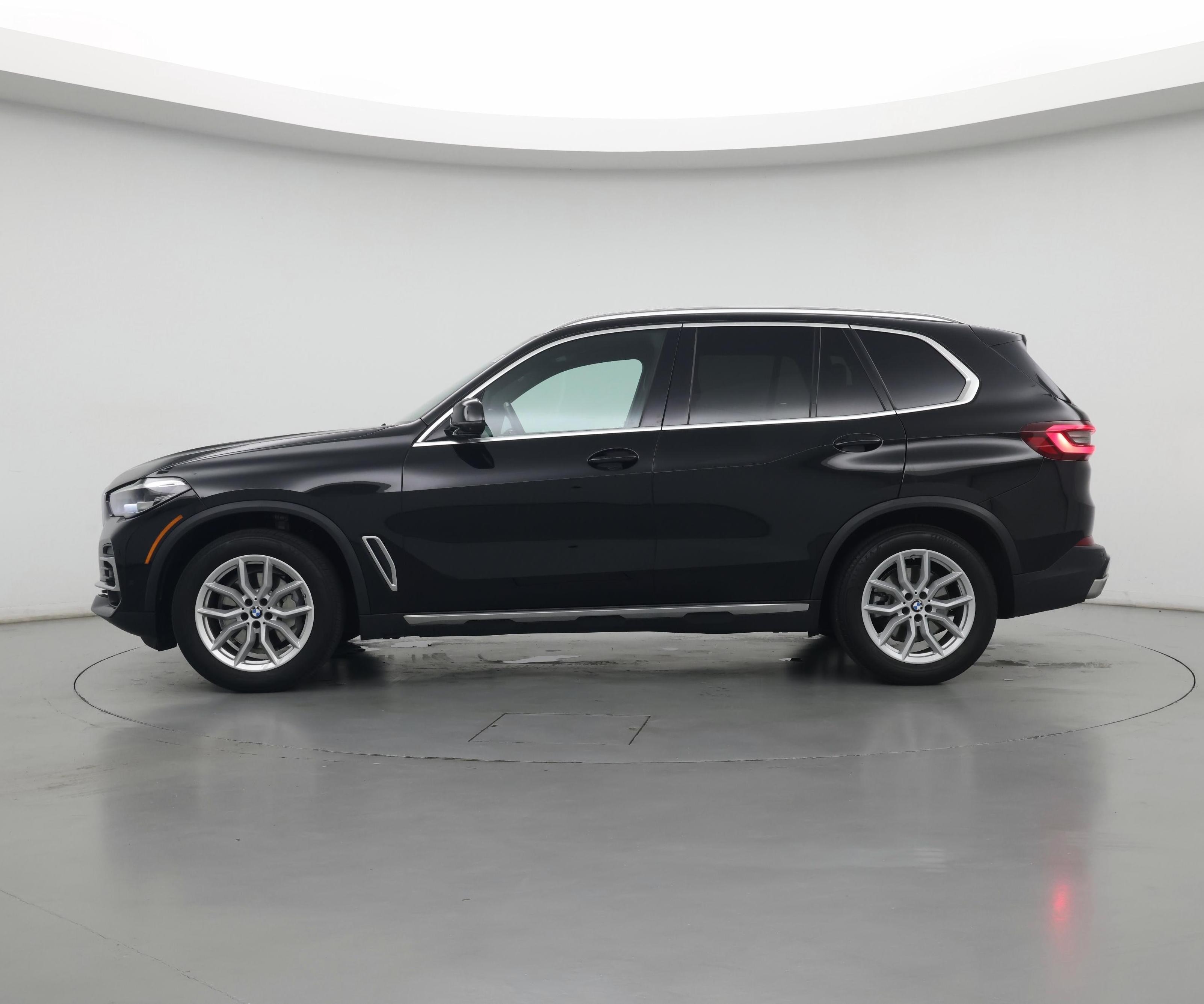 Thumbnail: 2023 BMW X5 - 3