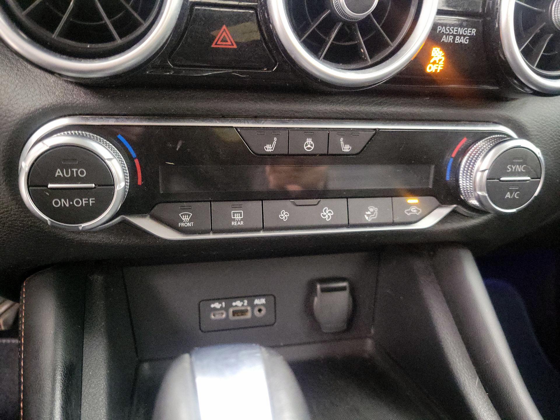 Thumbnail: 2021 Nissan Sentra - 16