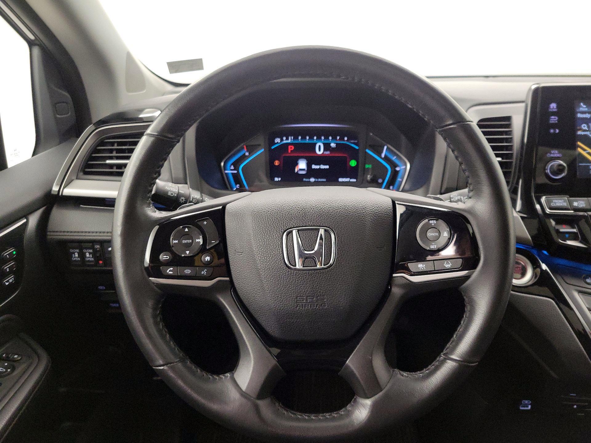 Thumbnail: 2023 Honda Odyssey - 10