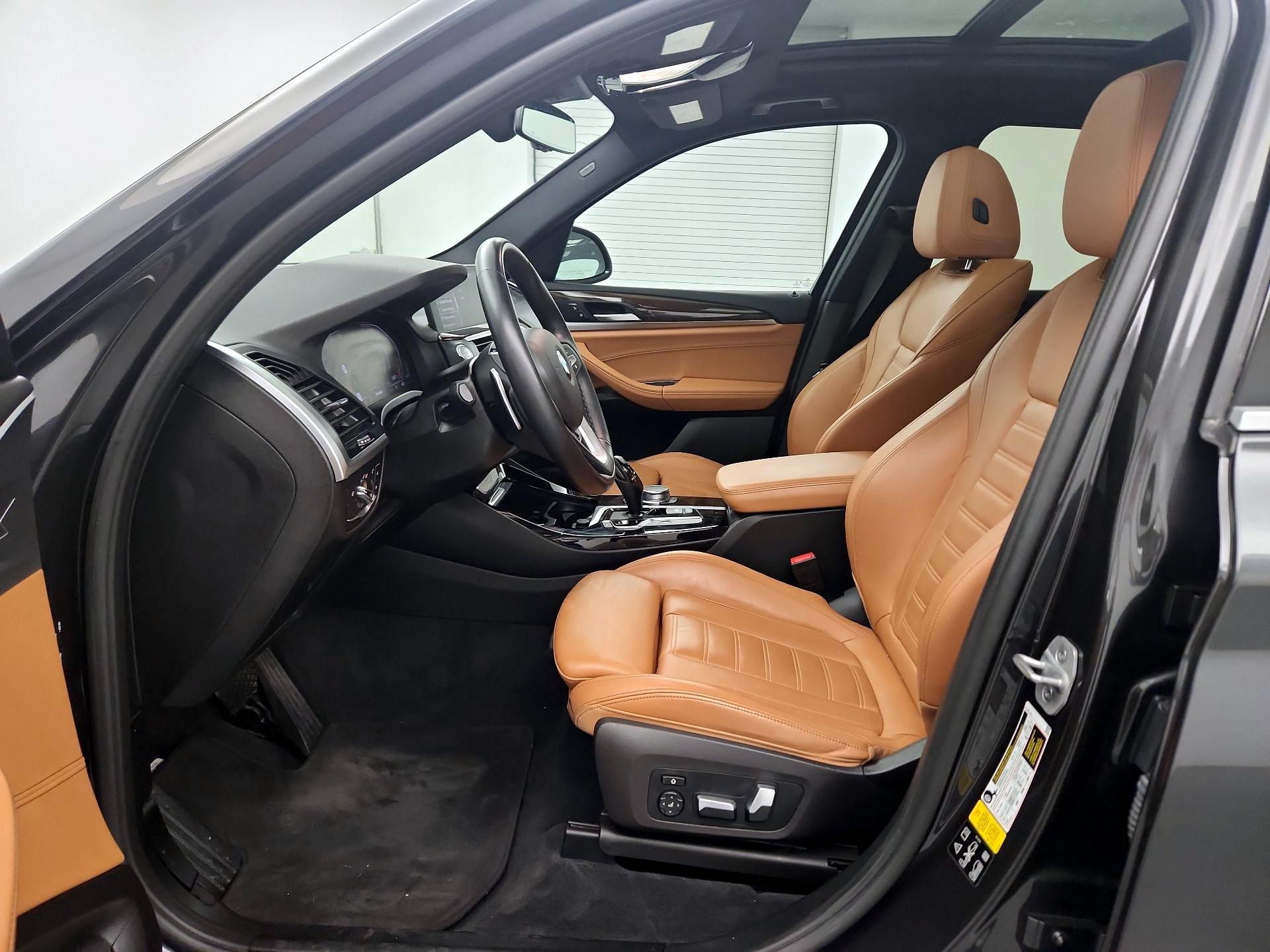 Thumbnail: 2021 BMW X3 - 11